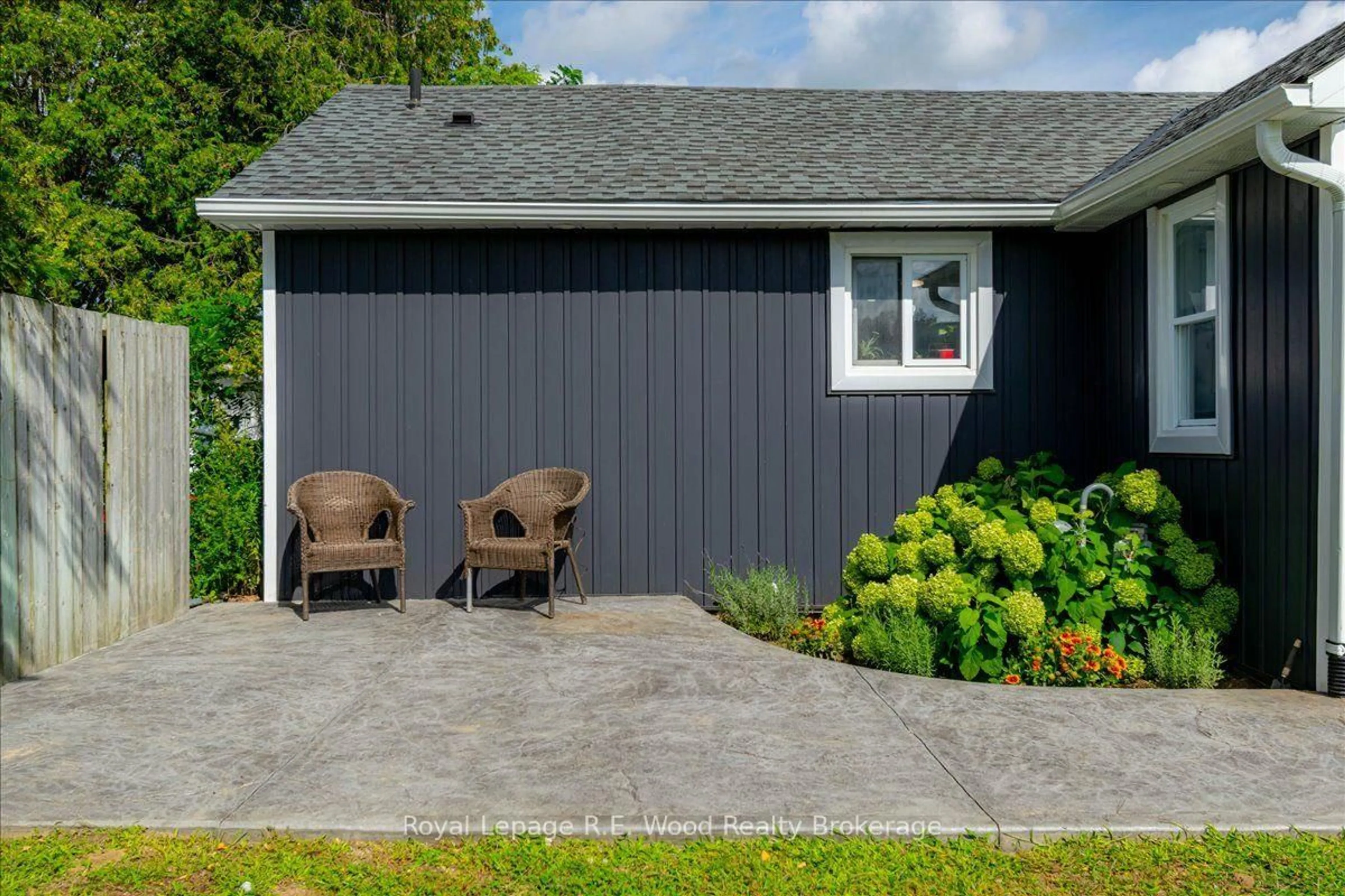 Home with vinyl exterior material, street for 56 Queen St, Norfolk Ontario N0E 1G0