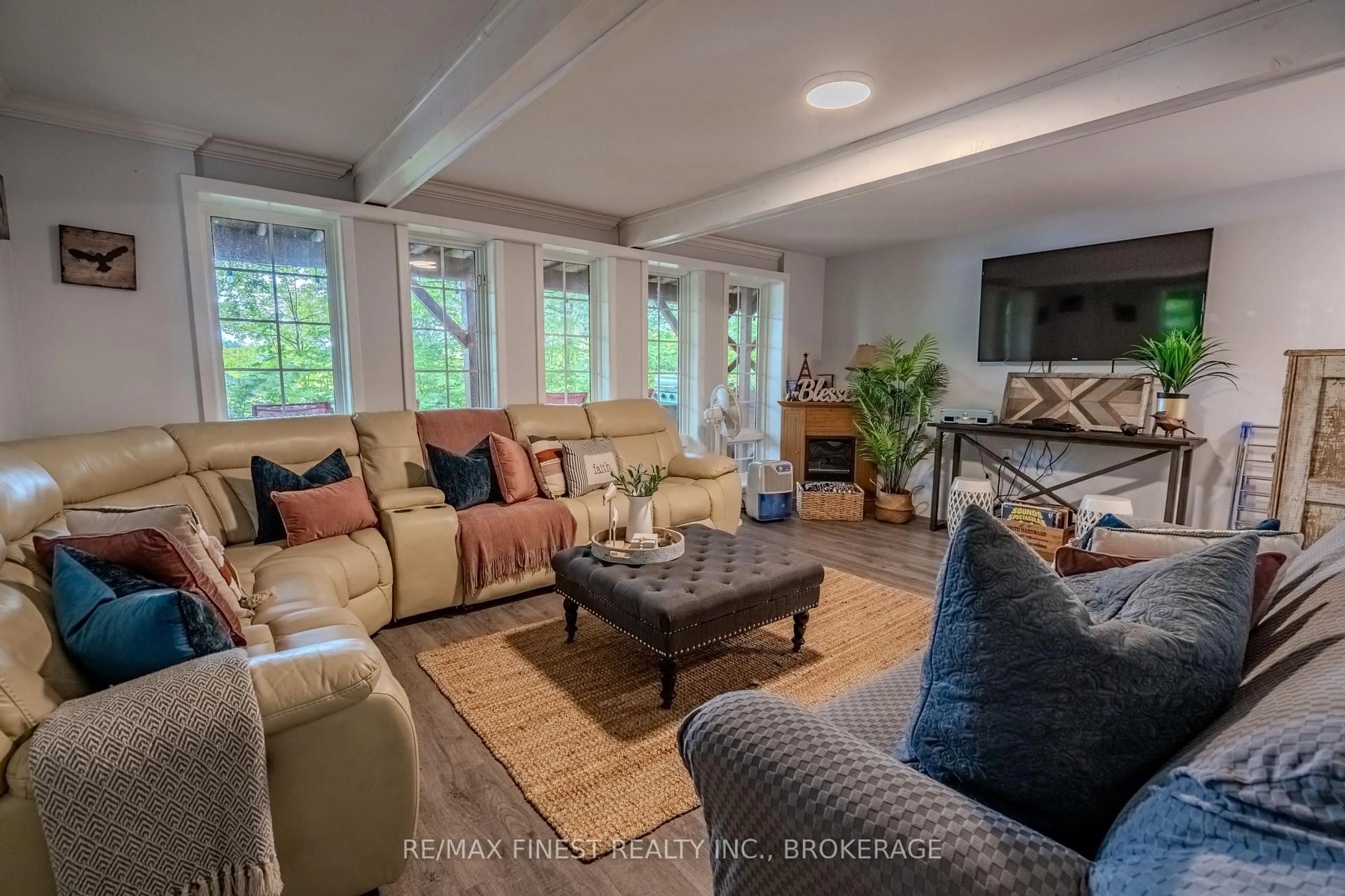 Living room with furniture, unknown for 1066 Mountvale Point Rd, Sharbot Lake Ontario K0H 2P0