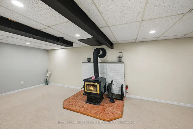 640 Poonamalie Side Rd, Smiths Falls 5