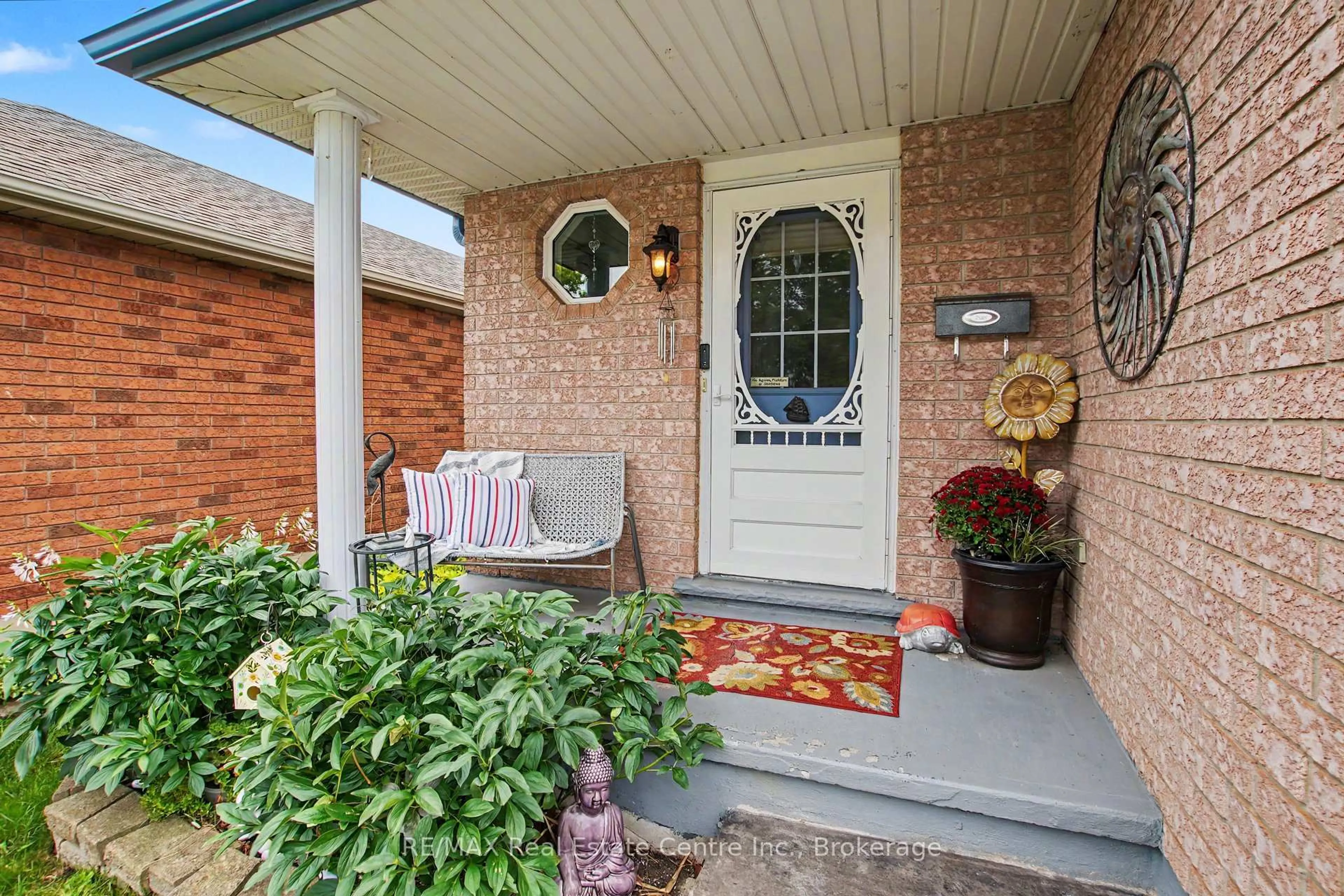 Unknown for 17 Bush Clover Cres, Kitchener Ontario N2E 3P9