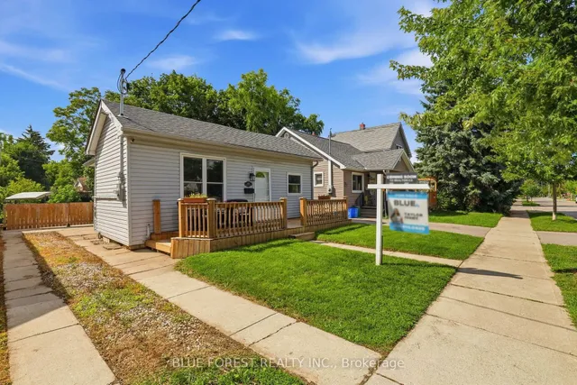 35 Mackay Ave, London South 2
