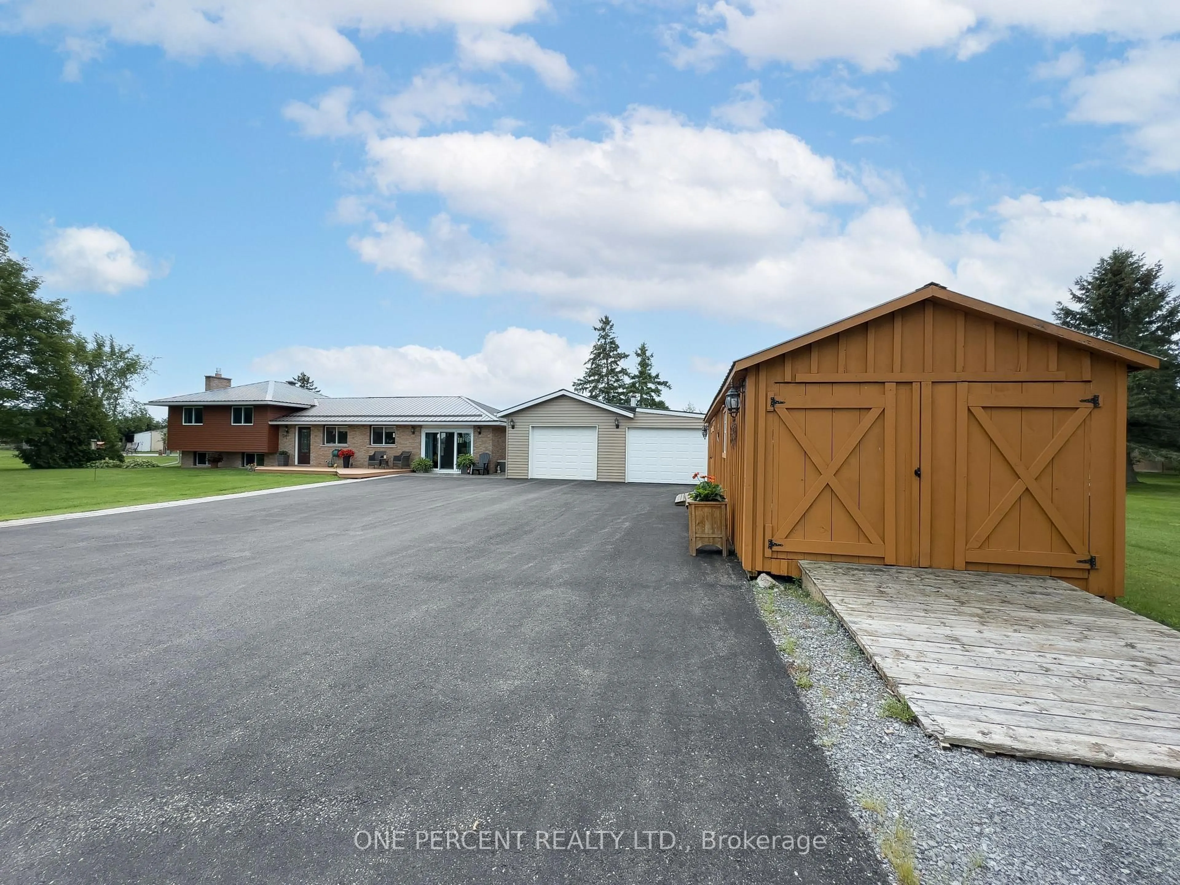 A pic from outside/outdoor area/front of a property/back of a property/a pic from drone, street for 858 Eden Grove Rd, Front of Leeds & Seeleys Bay Ontario K0E 1L0