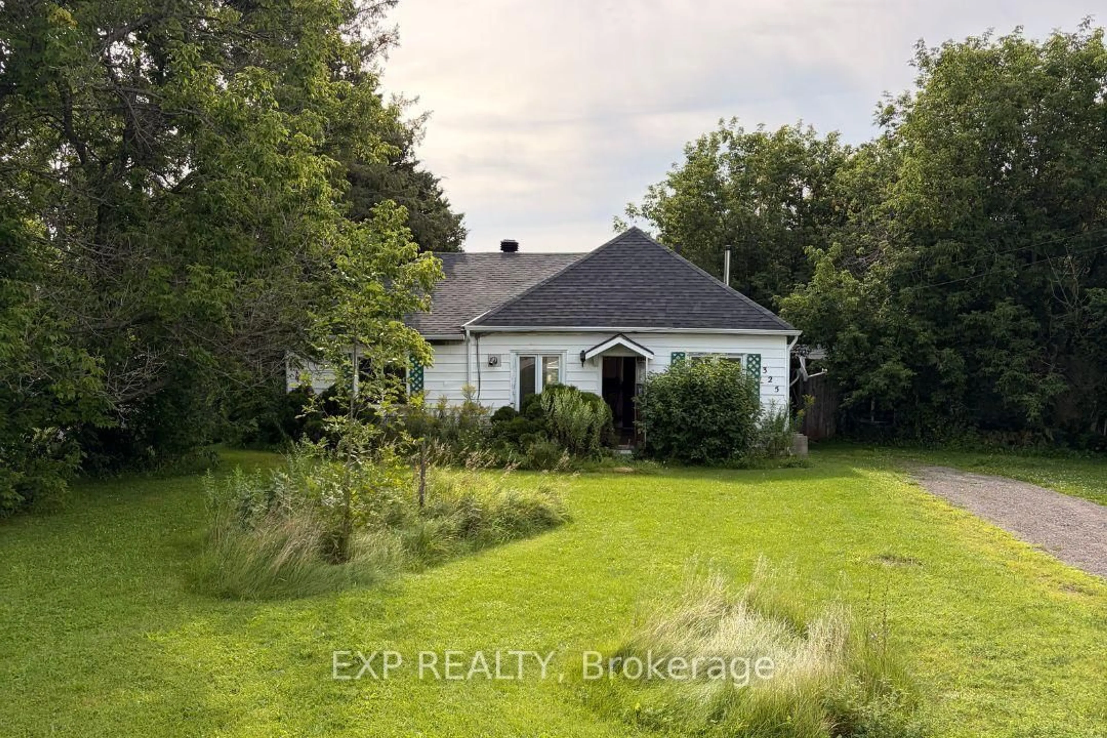 A pic from outside/outdoor area/front of a property/back of a property/a pic from drone, building for 325 County Rd 16 Rd, Elizabethtown-Kitley Ontario K0G 1G0