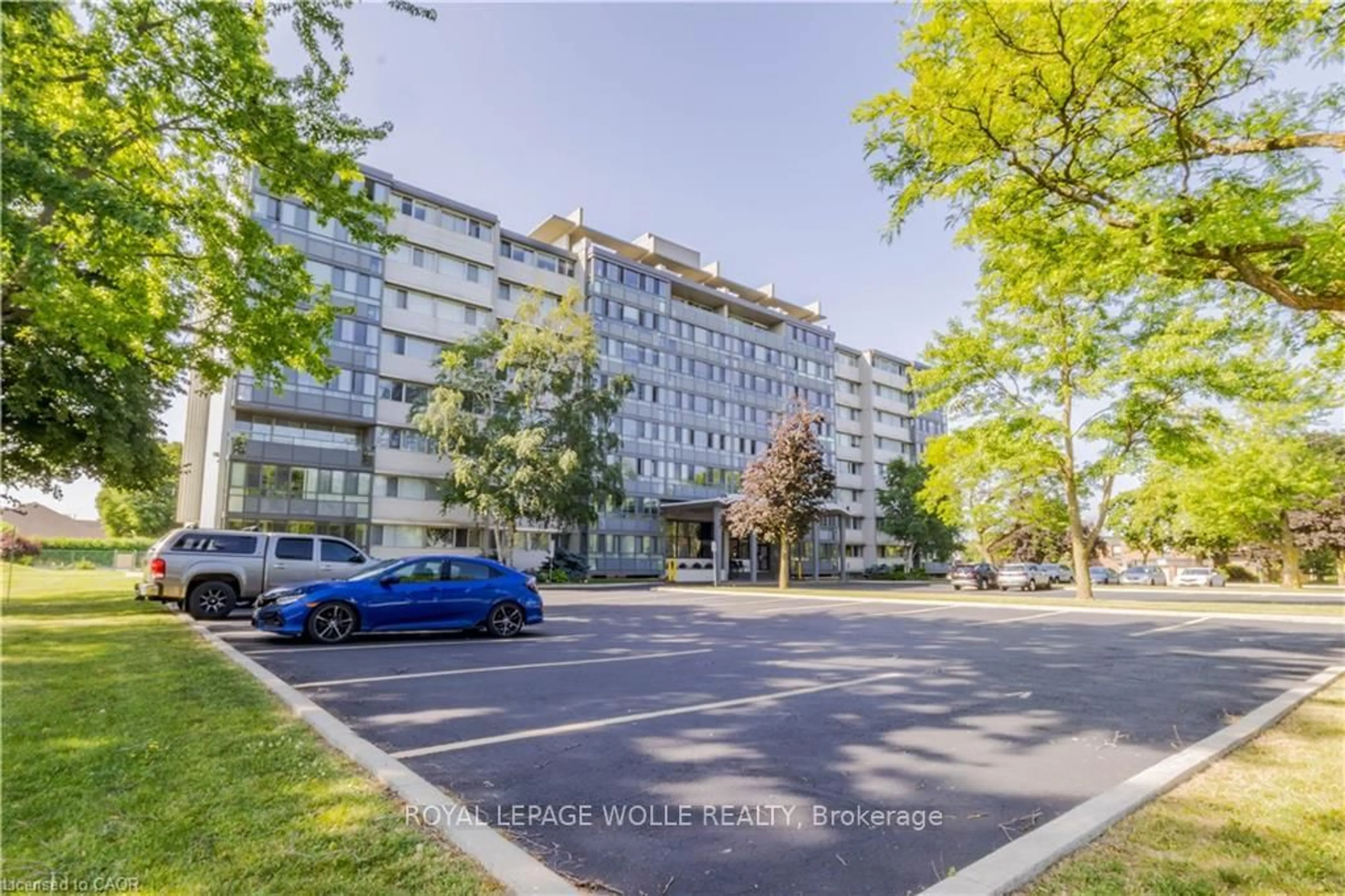 A pic from outside/outdoor area/front of a property/back of a property/a pic from drone, street for 24 Midland Dr #503B, Kitchener Ontario N2A 2A8