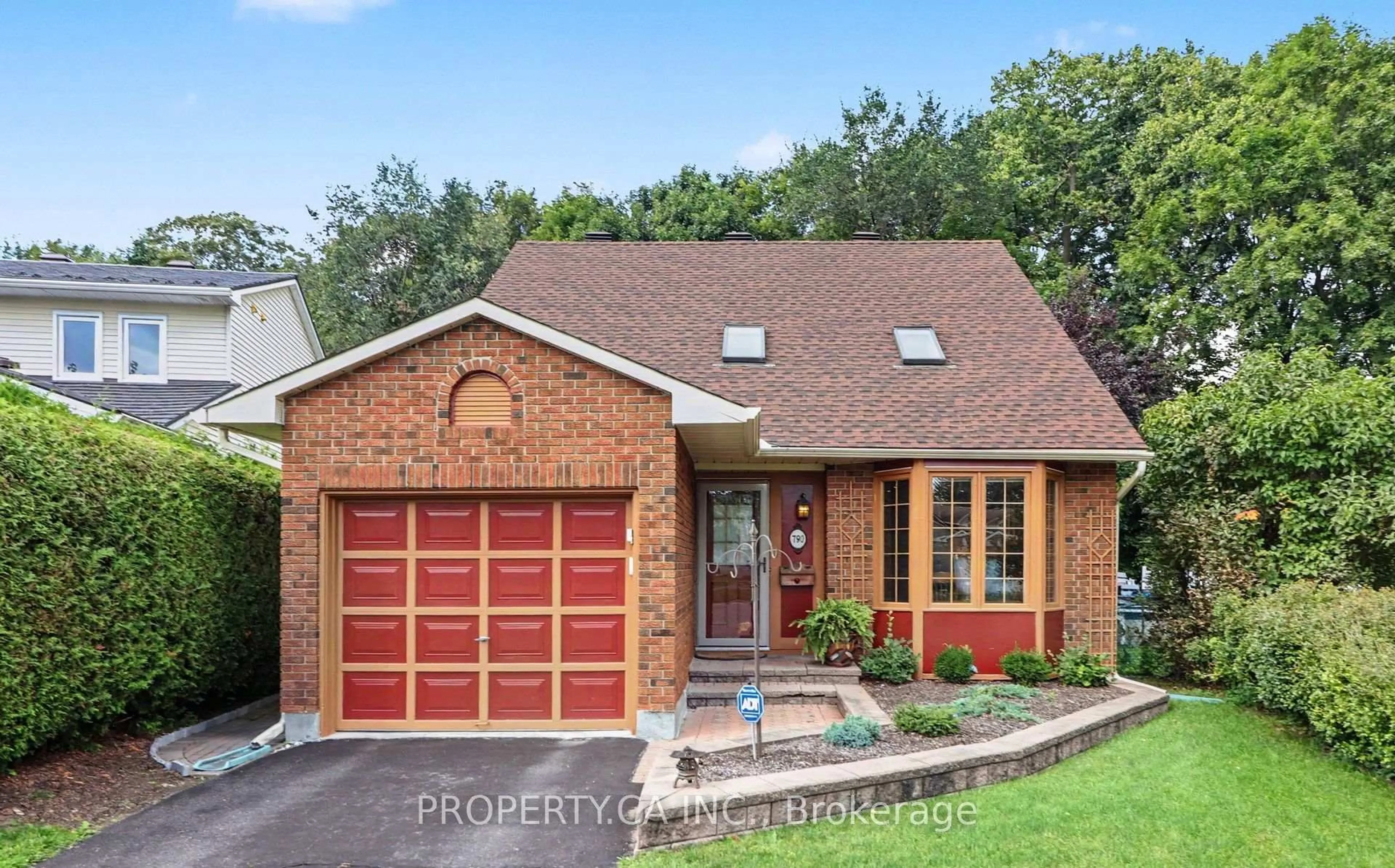 Home with brick exterior material, street for 790 Gadwell Crt, Orleans Ontario K1E 2Z7