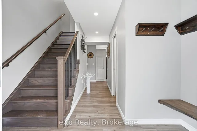 324 David Winkler Pkwy, West Grey 5