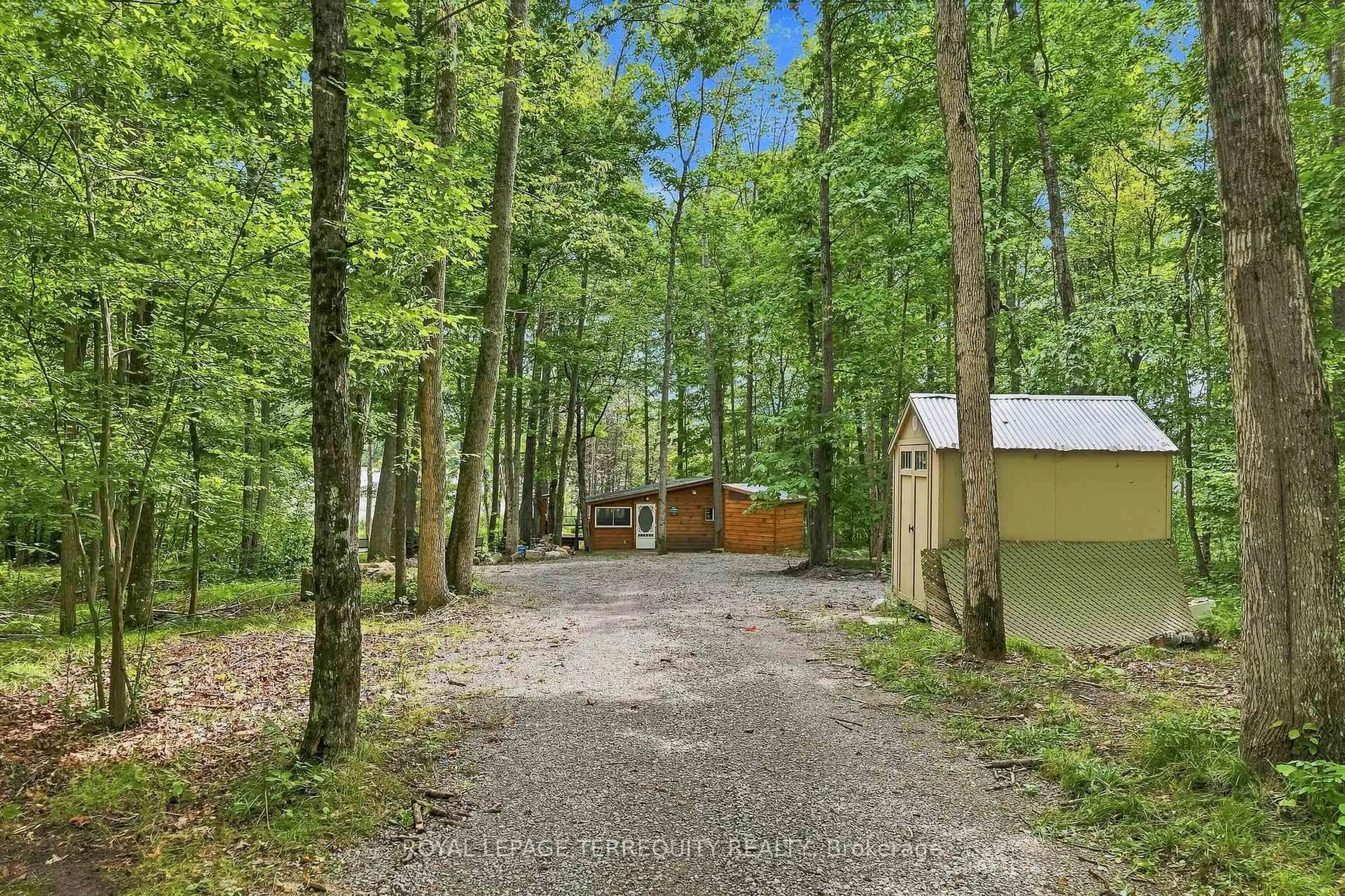 Unknown for 299 Swinburne Lane, Limoges Ontario K0K 2M0