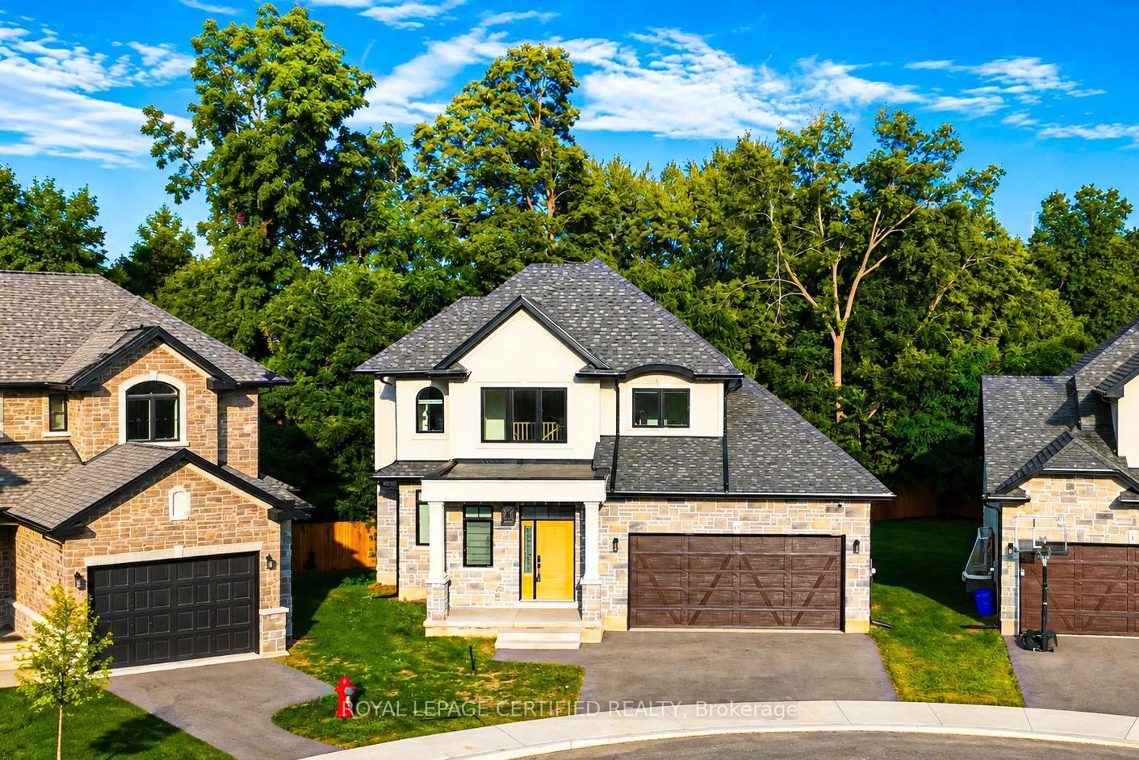 Home with brick exterior material, street for 242 Mount Pleasant St #10, Brantford Ontario N3T 1V1