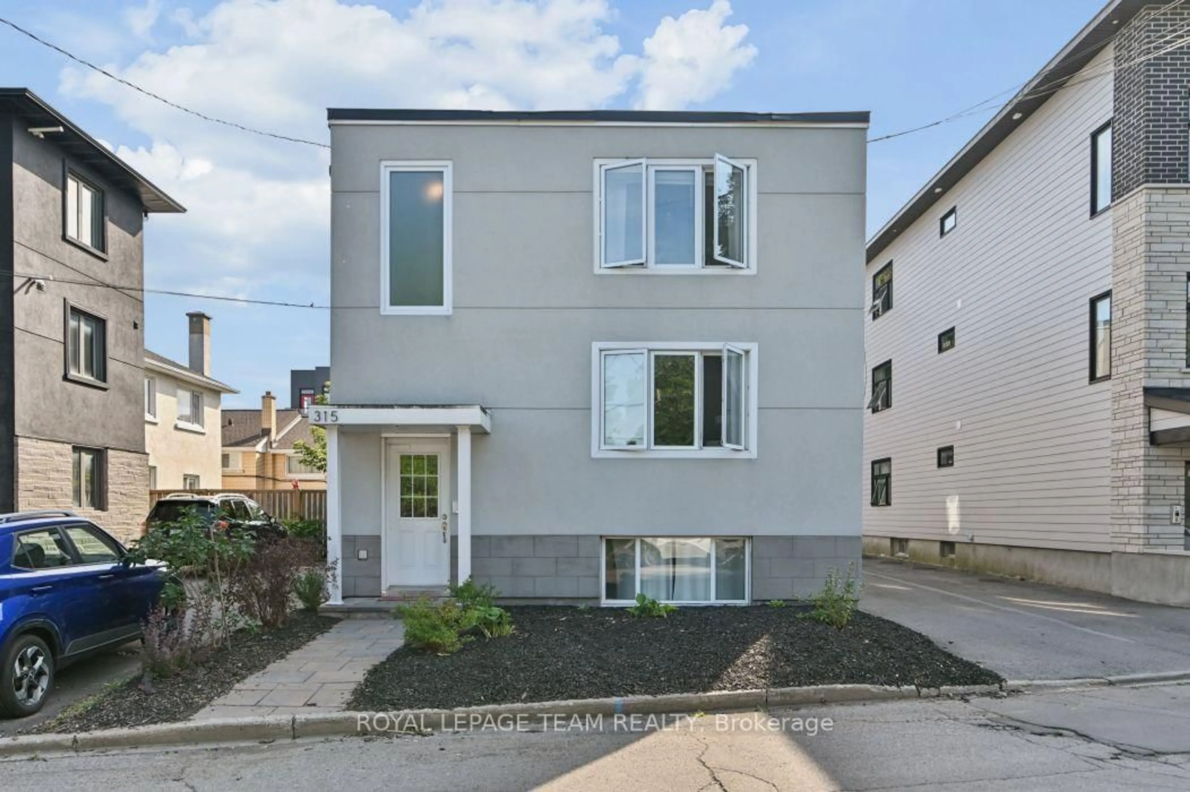 Unknown for 315 Lajoie St, Ottawa Ontario K1L 7H3