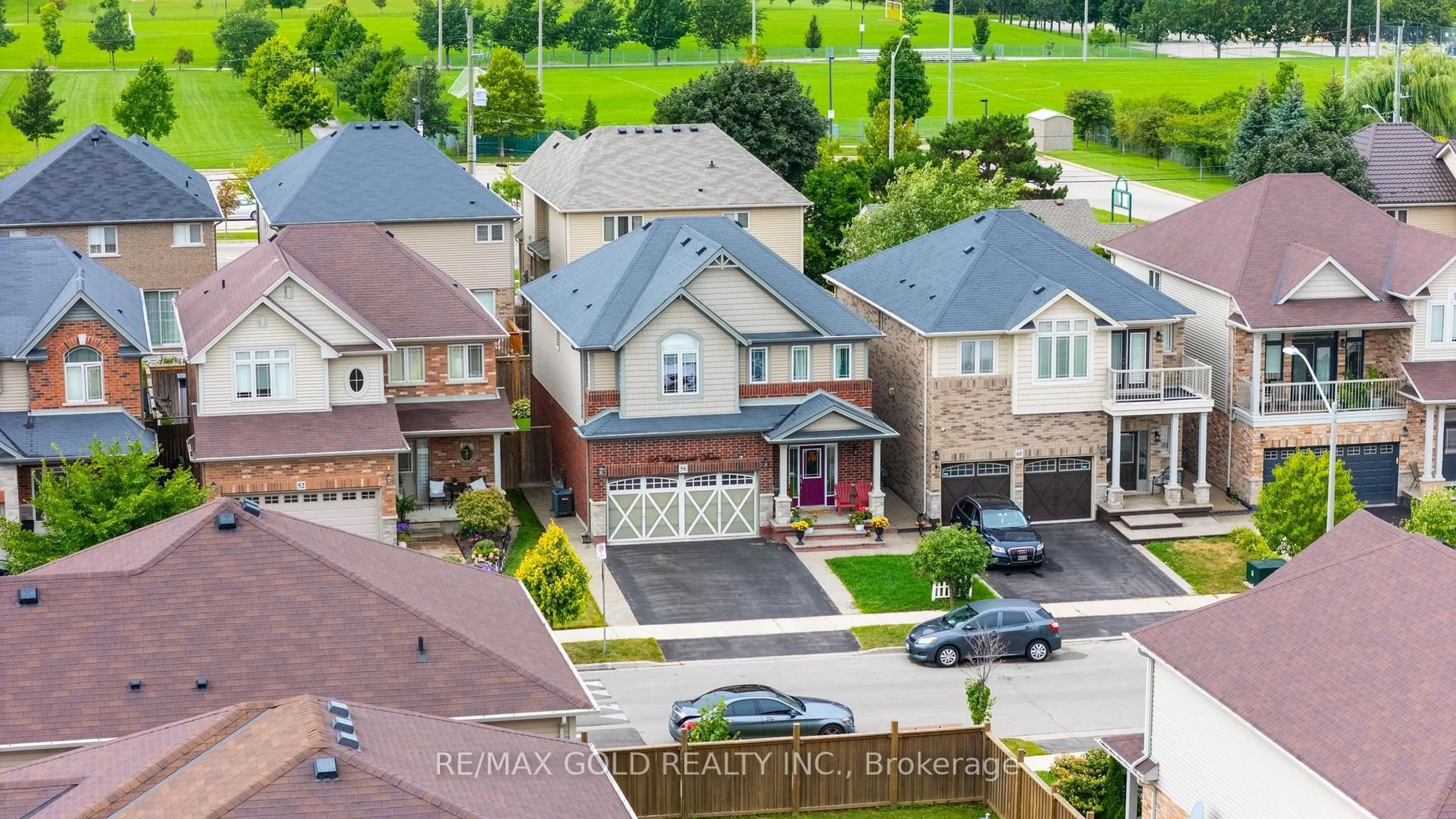 A pic from outside/outdoor area/front of a property/back of a property/a pic from drone, street for 56 Chamomile Dr, Hamilton Ontario L8W 0C1