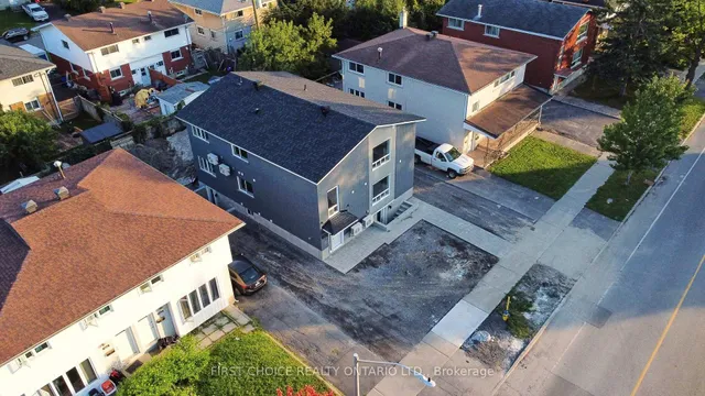 972 Dynes Rd, Ottawa 4