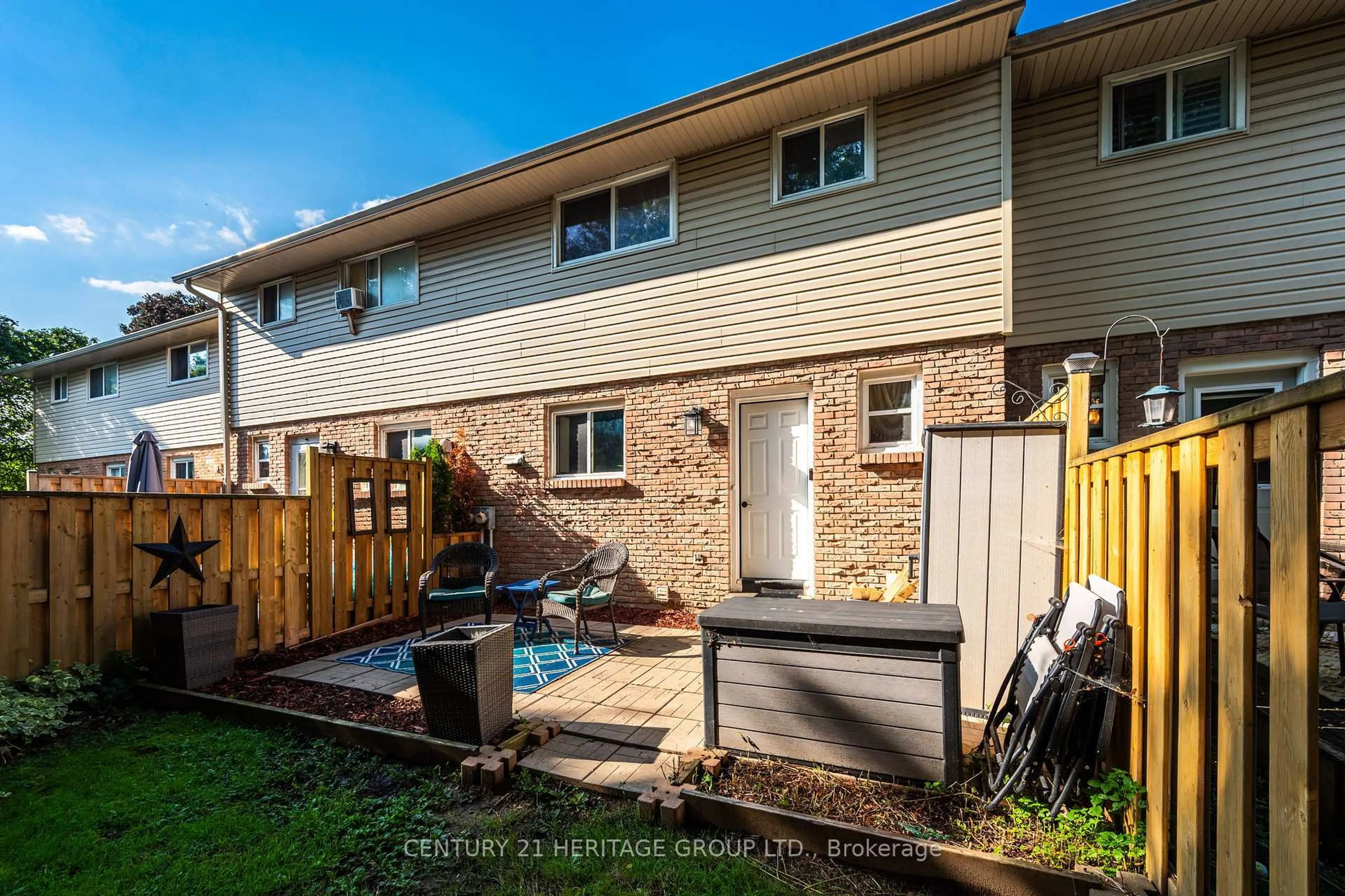 Patio, street for 173 Rosemund Cres, Kingston Ontario K7M 6Z2