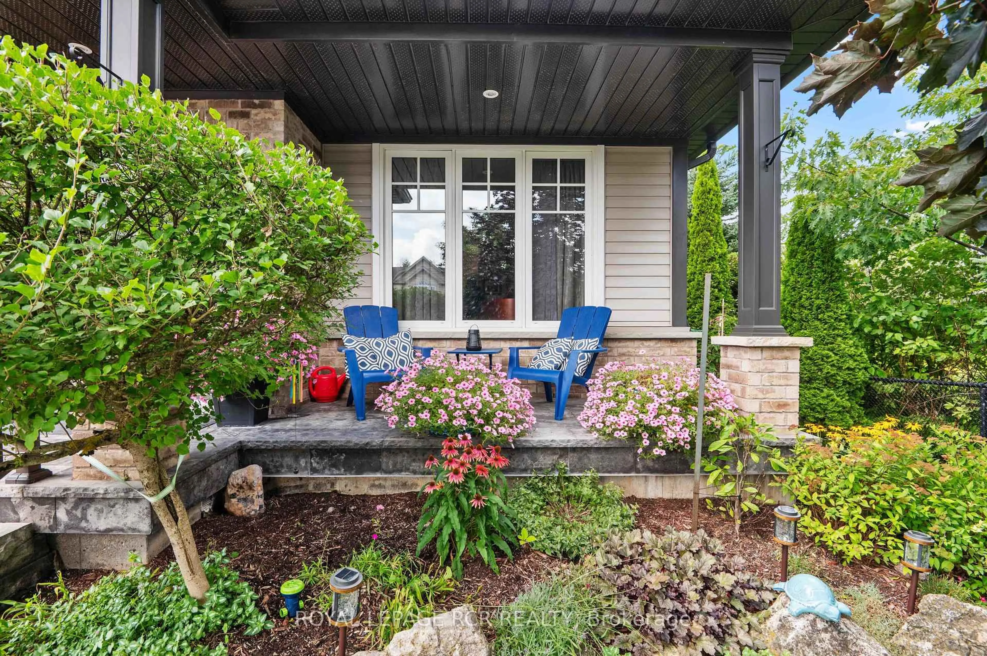Patio, street for 148 Muriel St, Shelburne Ontario L9V 3E2