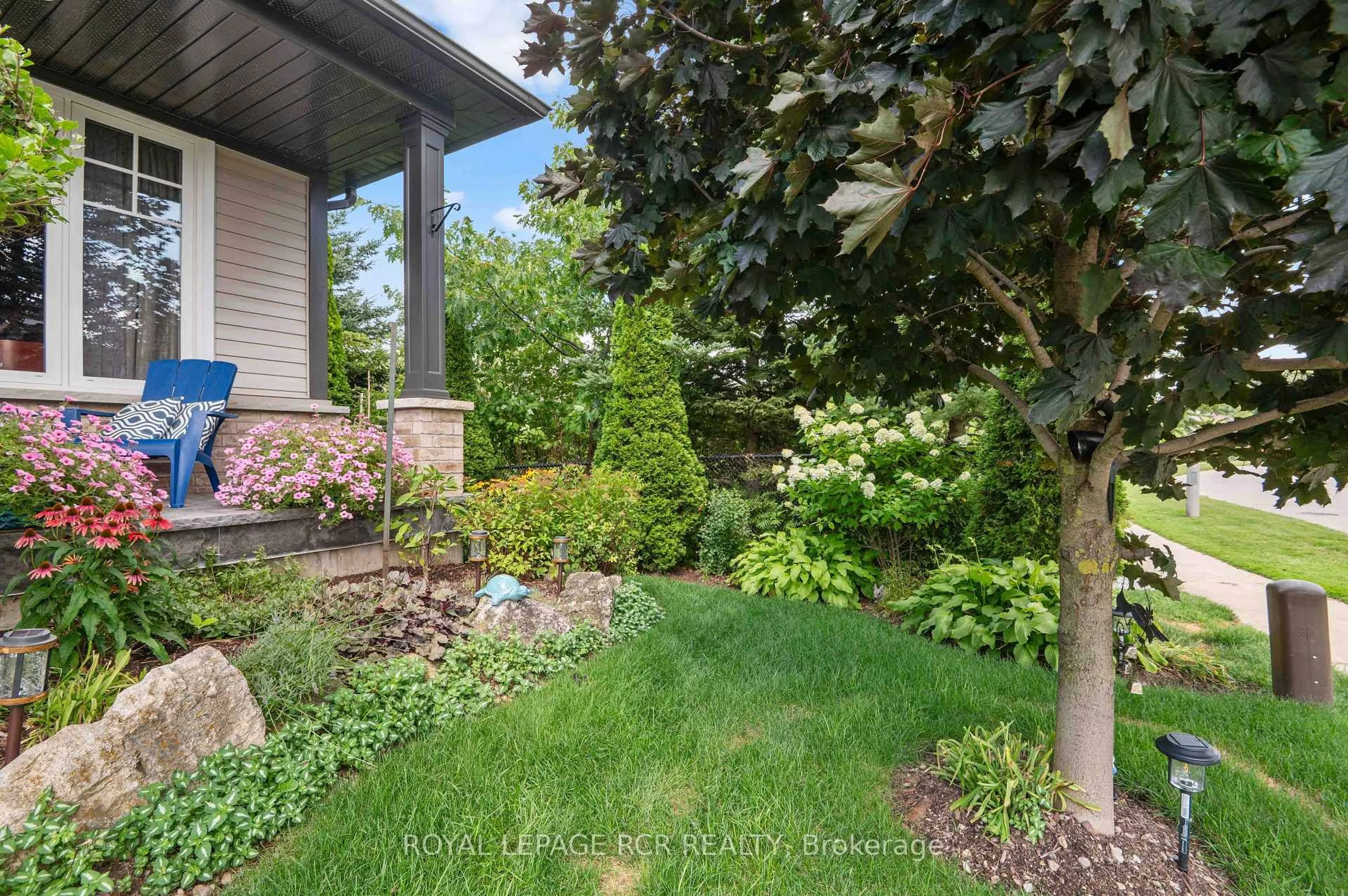 Patio, street for 148 Muriel St, Shelburne Ontario L9V 3E2