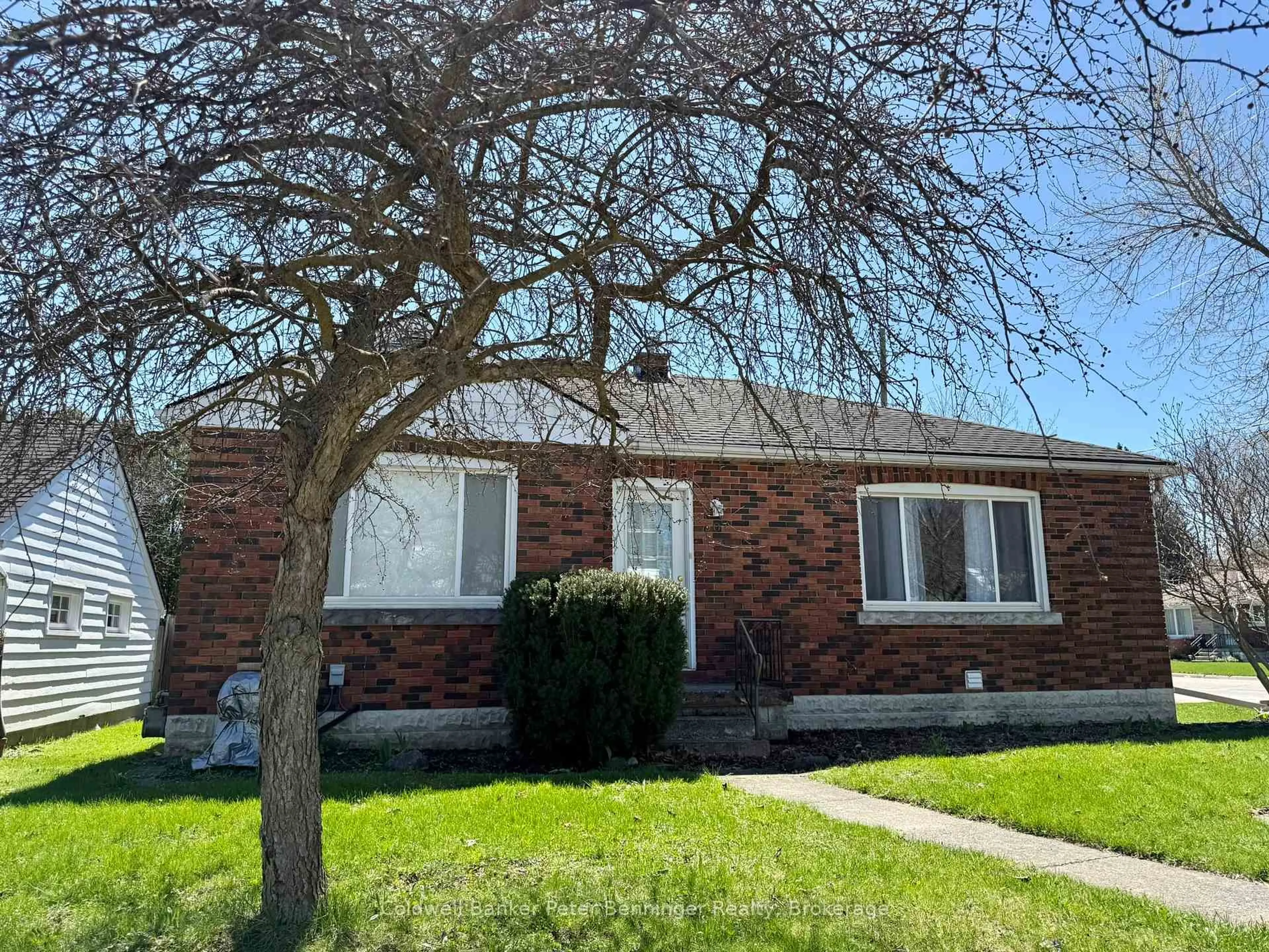 Home with brick exterior material, street for 501 Napier St, Brockton Ontario N0G 2V0