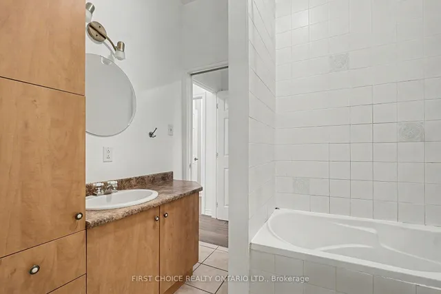 64 Genest St, Ottawa 5