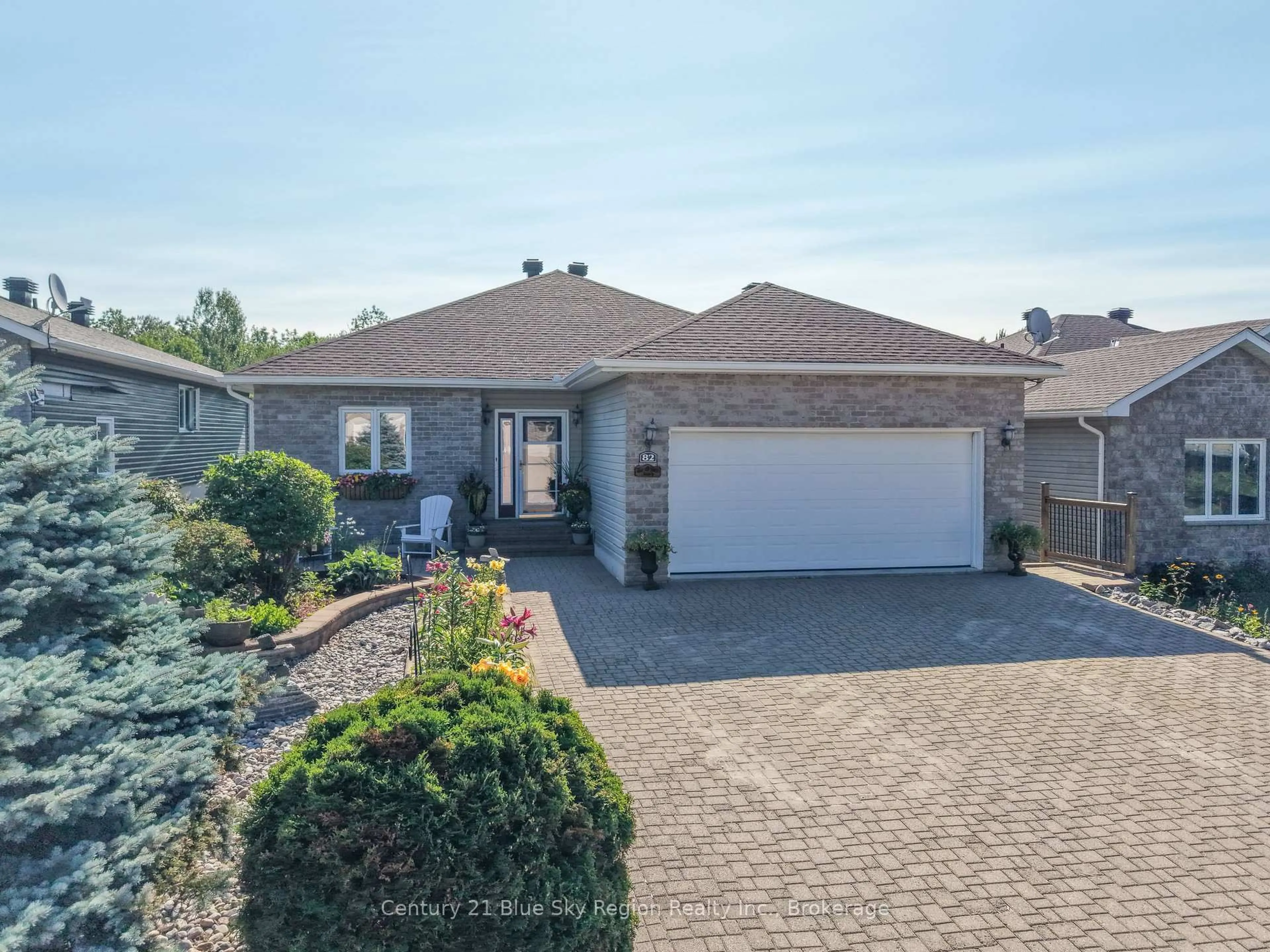 A pic from outside/outdoor area/front of a property/back of a property/a pic from drone, street for 82 Kilby Lane, Callander Ontario P0H 1H0