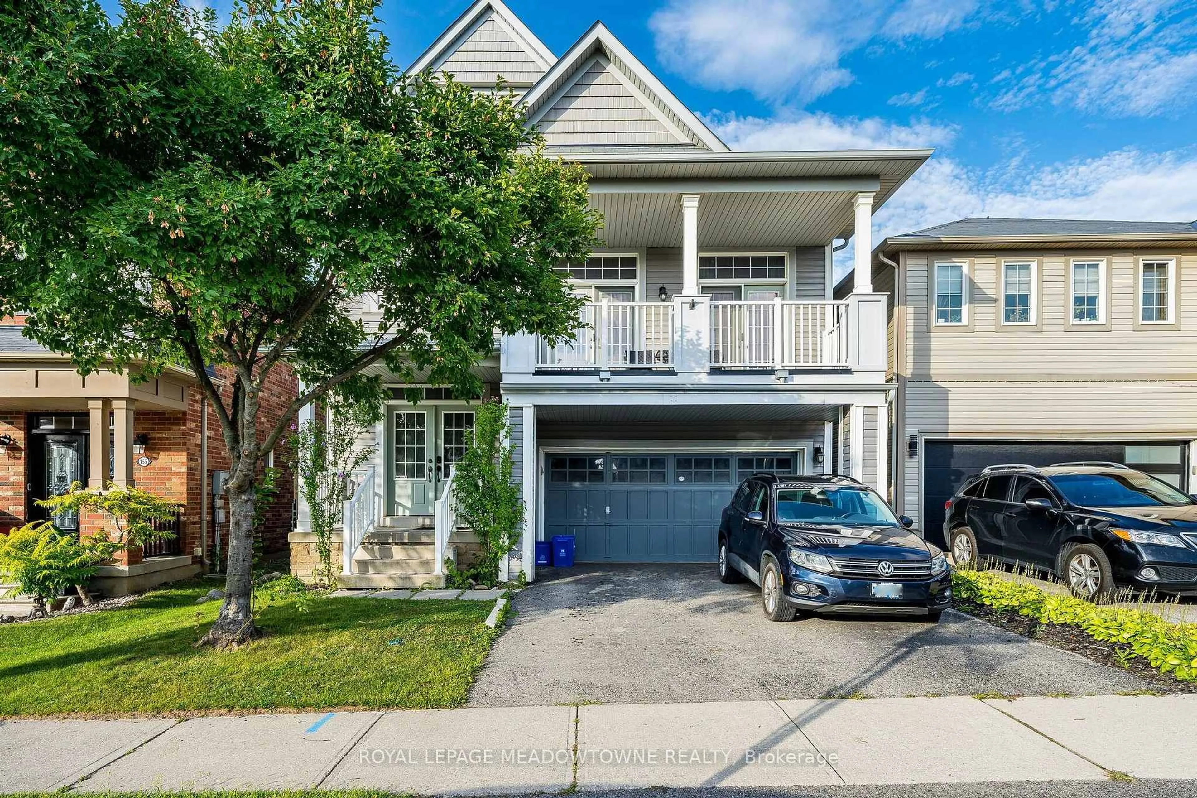 Home with vinyl exterior material, street for 157 Powell Rd, Brantford Ontario N3T 0E5