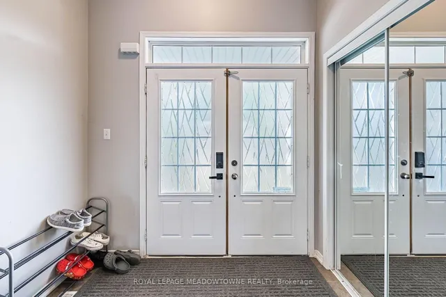 157 Powell Rd, Brantford 5