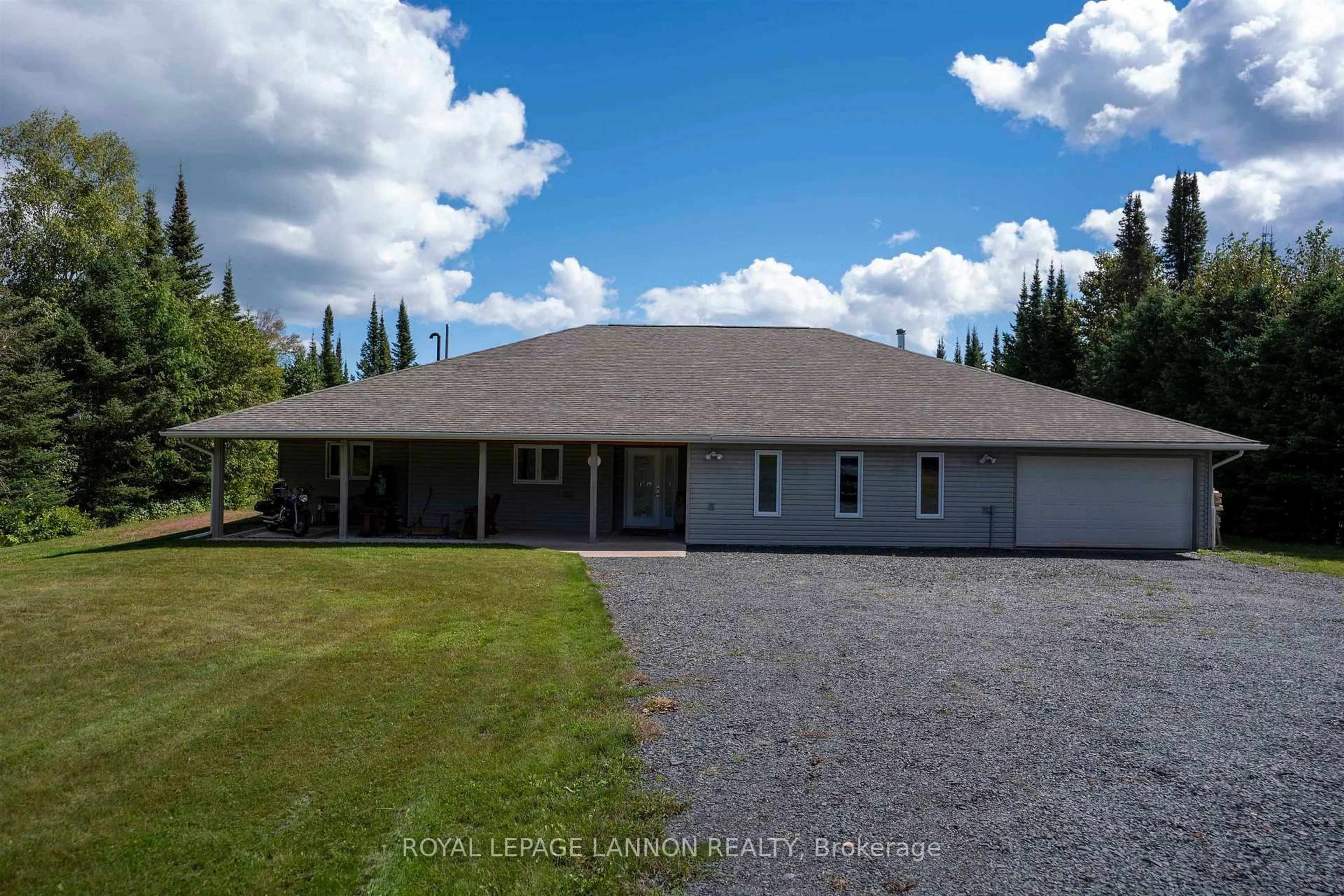A pic from outside/outdoor area/front of a property/back of a property/a pic from drone, unknown for 619 Grann Dr, Shuniah Ontario P0T 2M0