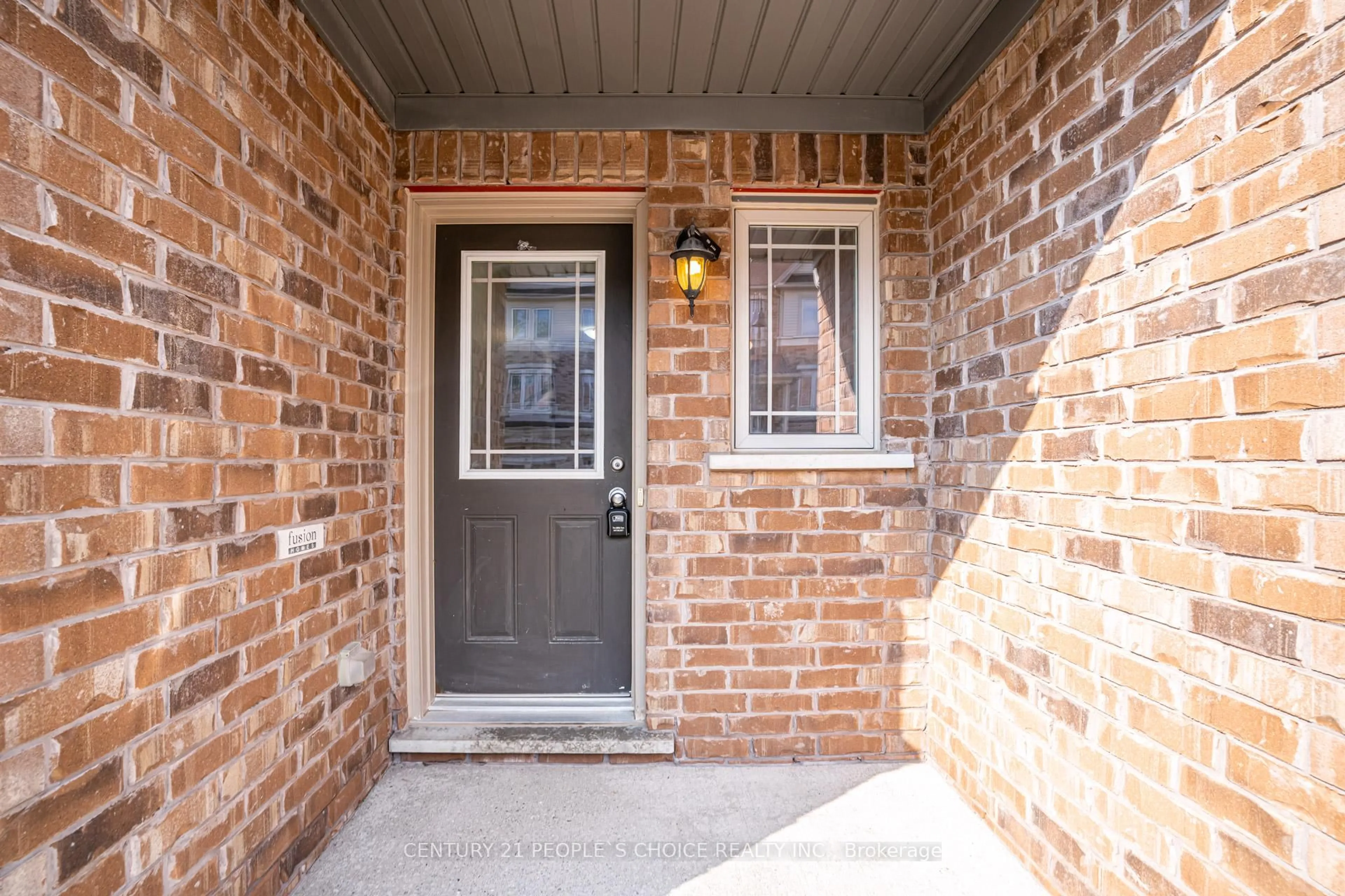 Indoor entryway for 66 Eastview Rd #15, Guelph Ontario N1E 0N1