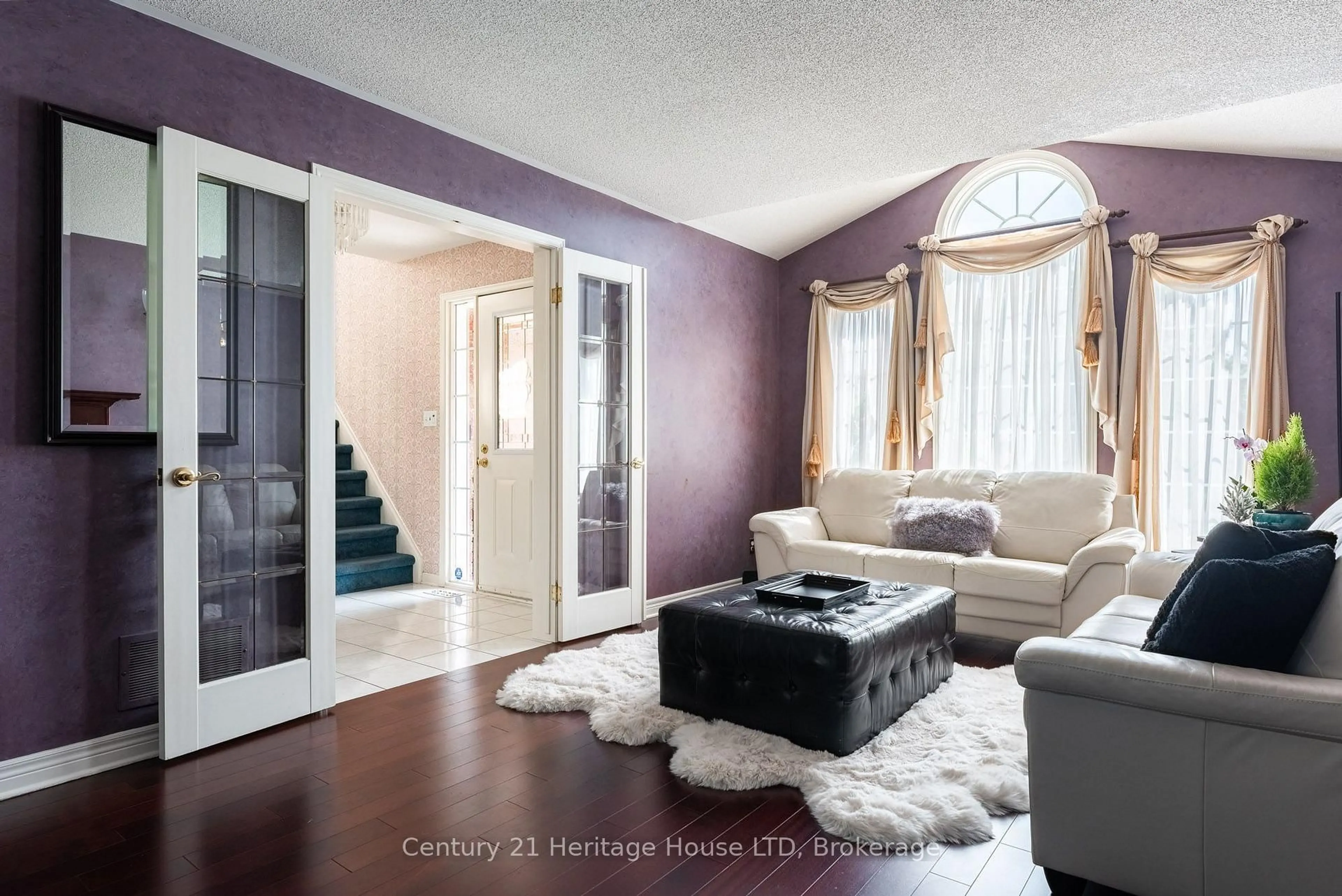 Unknown for 52 Farris Ave, St. Catharines Ontario L2S 3W6