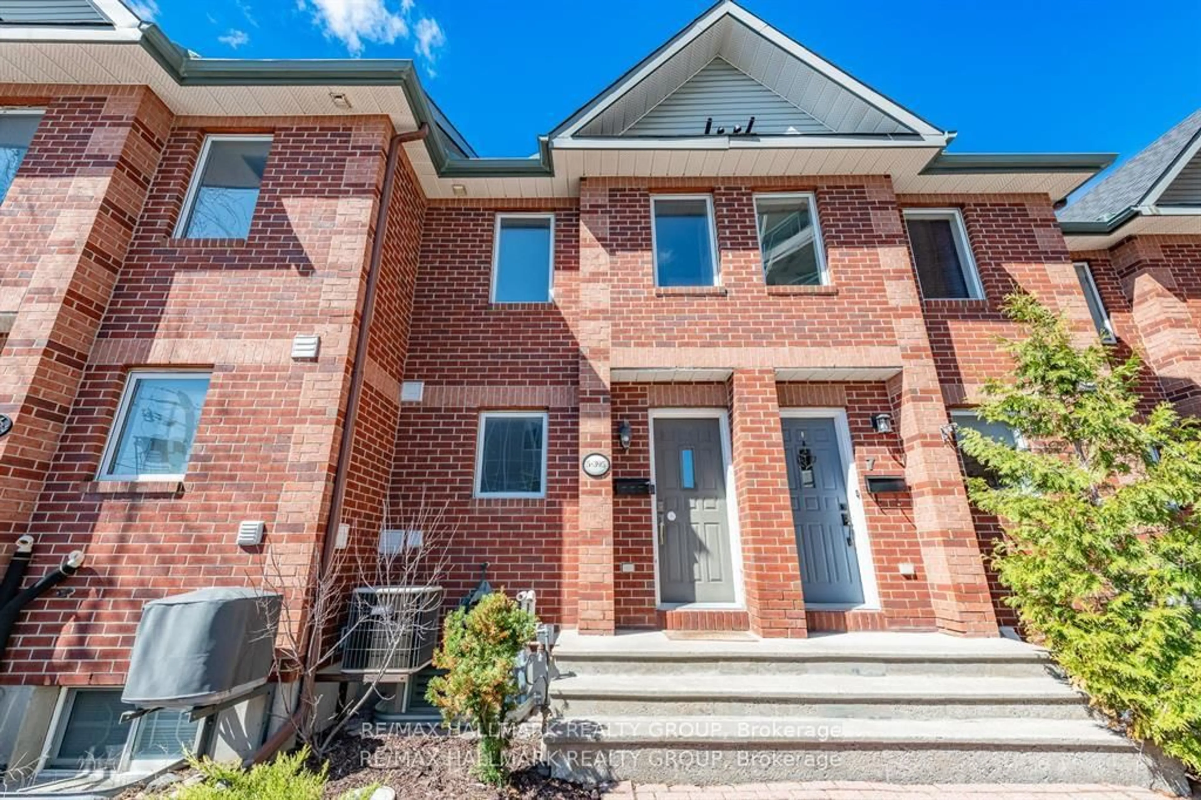 Home with brick exterior material, street for 395 Bell St ##5, Ottawa Ontario K1S 4K5