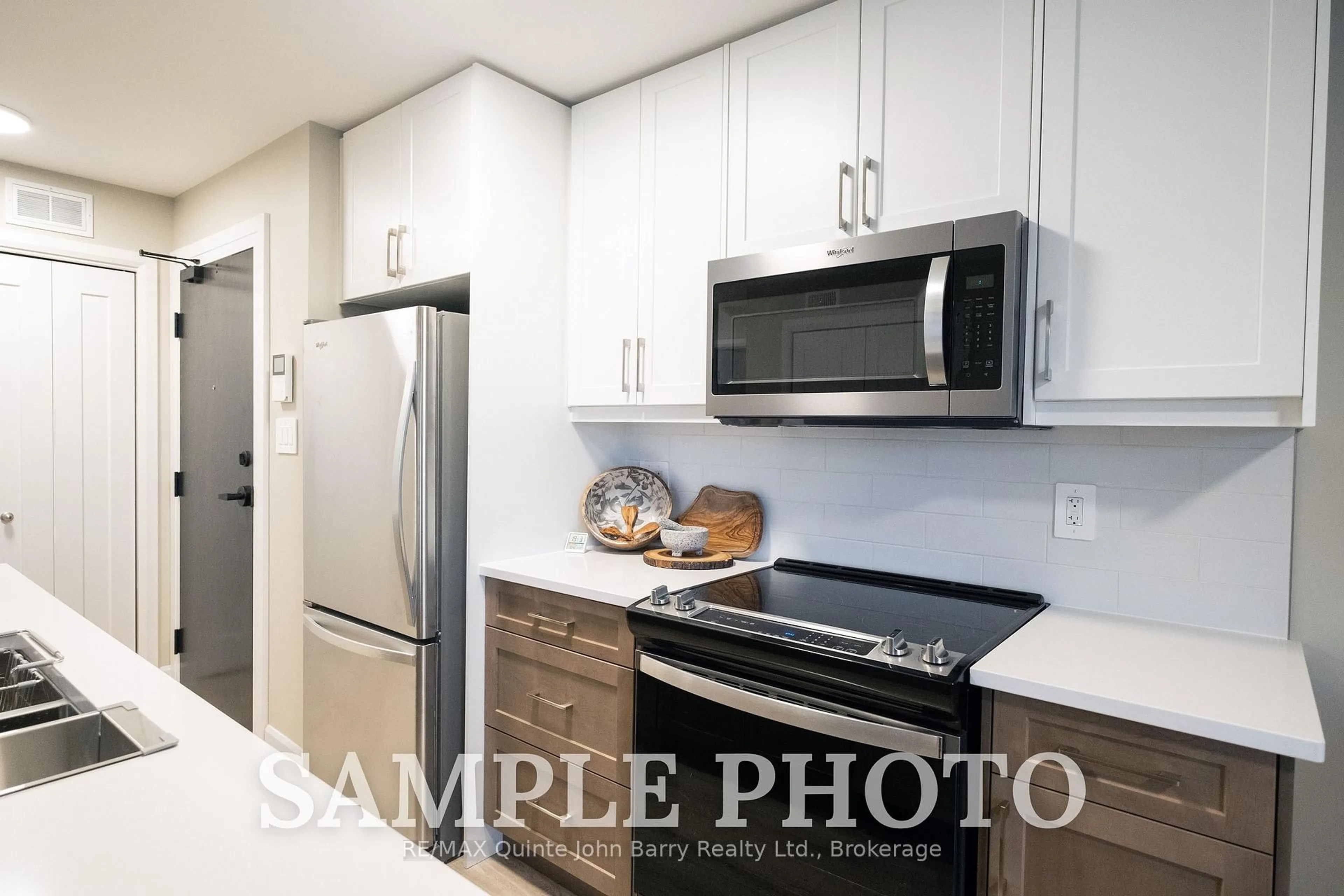 Standard kitchen, unknown for 206-10 Hillside Meadow Dr, Quinte West Ontario K8V 0J7