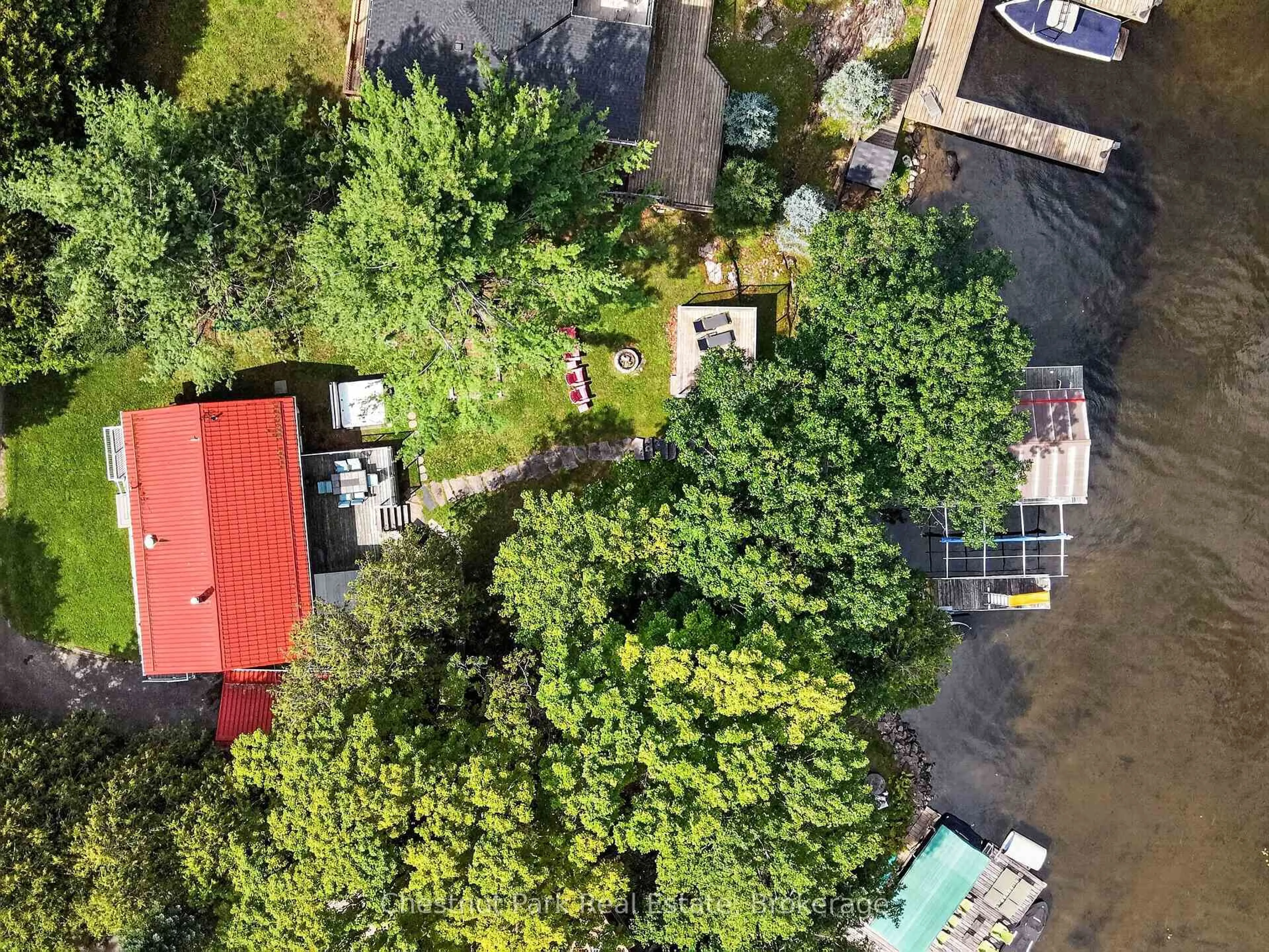 A pic from outside/outdoor area/front of a property/back of a property/a pic from drone, unknown for 1155 Whiteside Road #4 Rd, Muskoka Lakes Ontario P0B 1J0