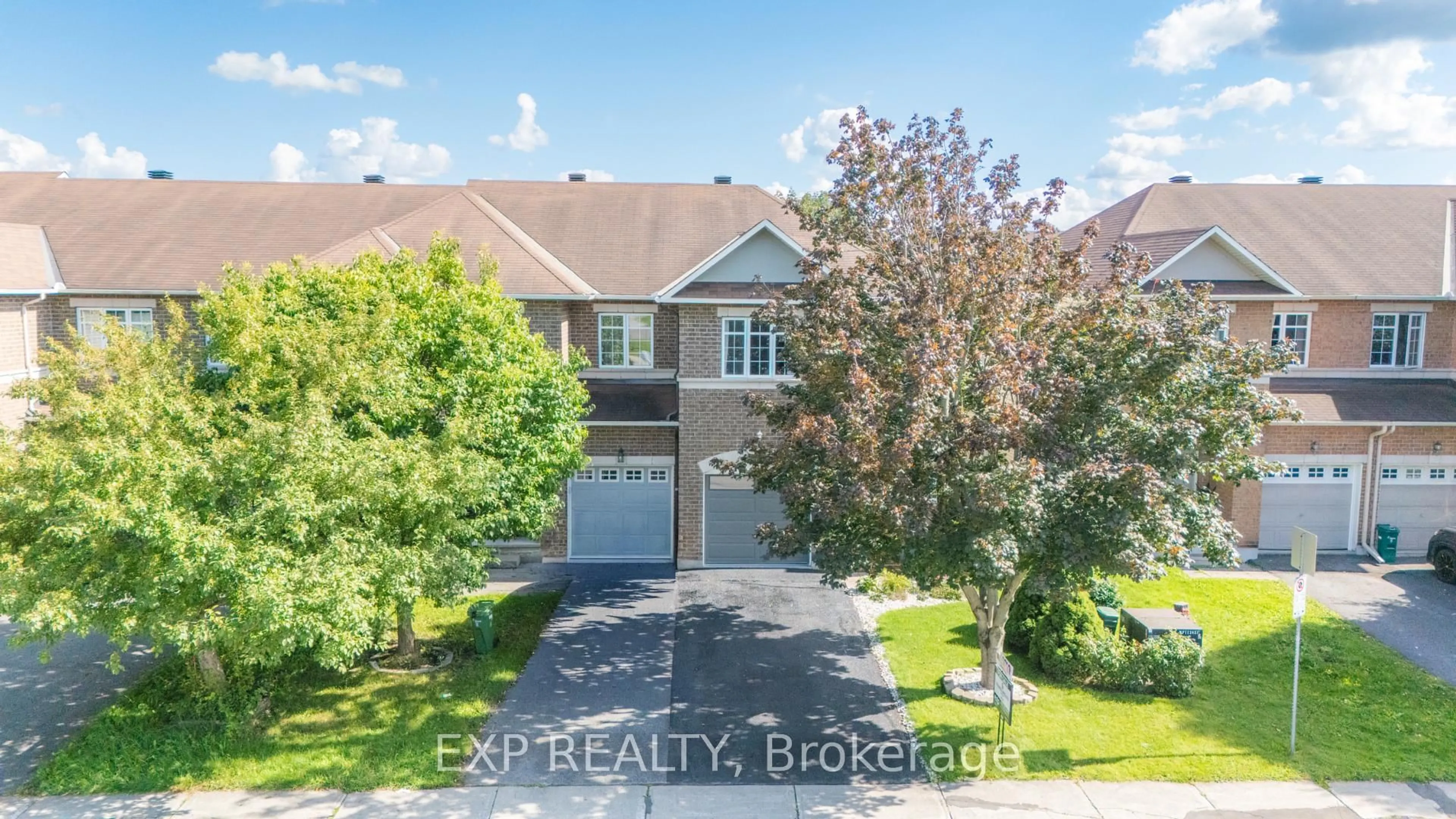 A pic from outside/outdoor area/front of a property/back of a property/a pic from drone, street for 184 Berrigan Dr, Ottawa Ontario K2J 5C6