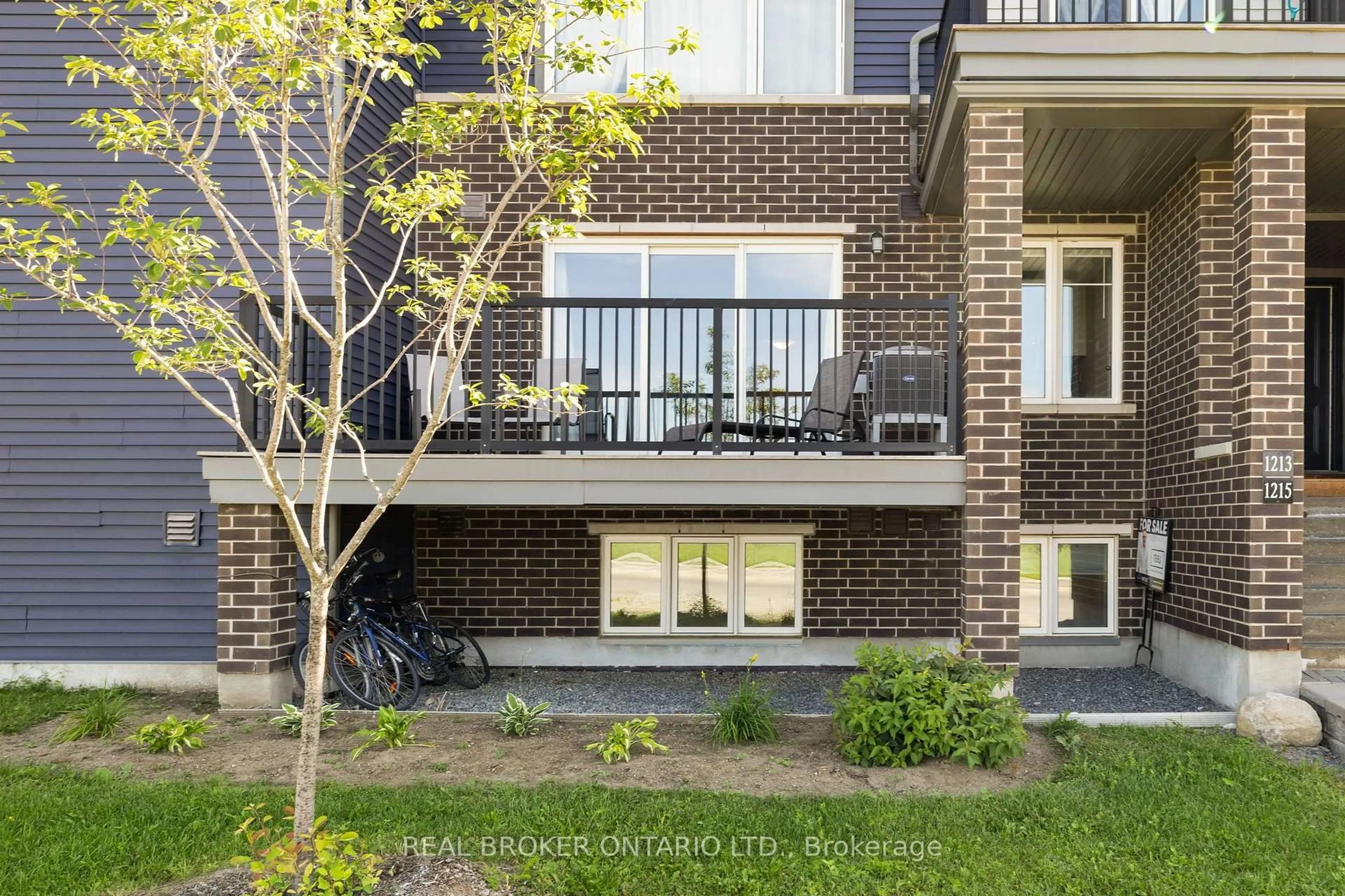 Unknown for 1213 Chapman Mills Dr #2, Ottawa Ontario K2J 6R5