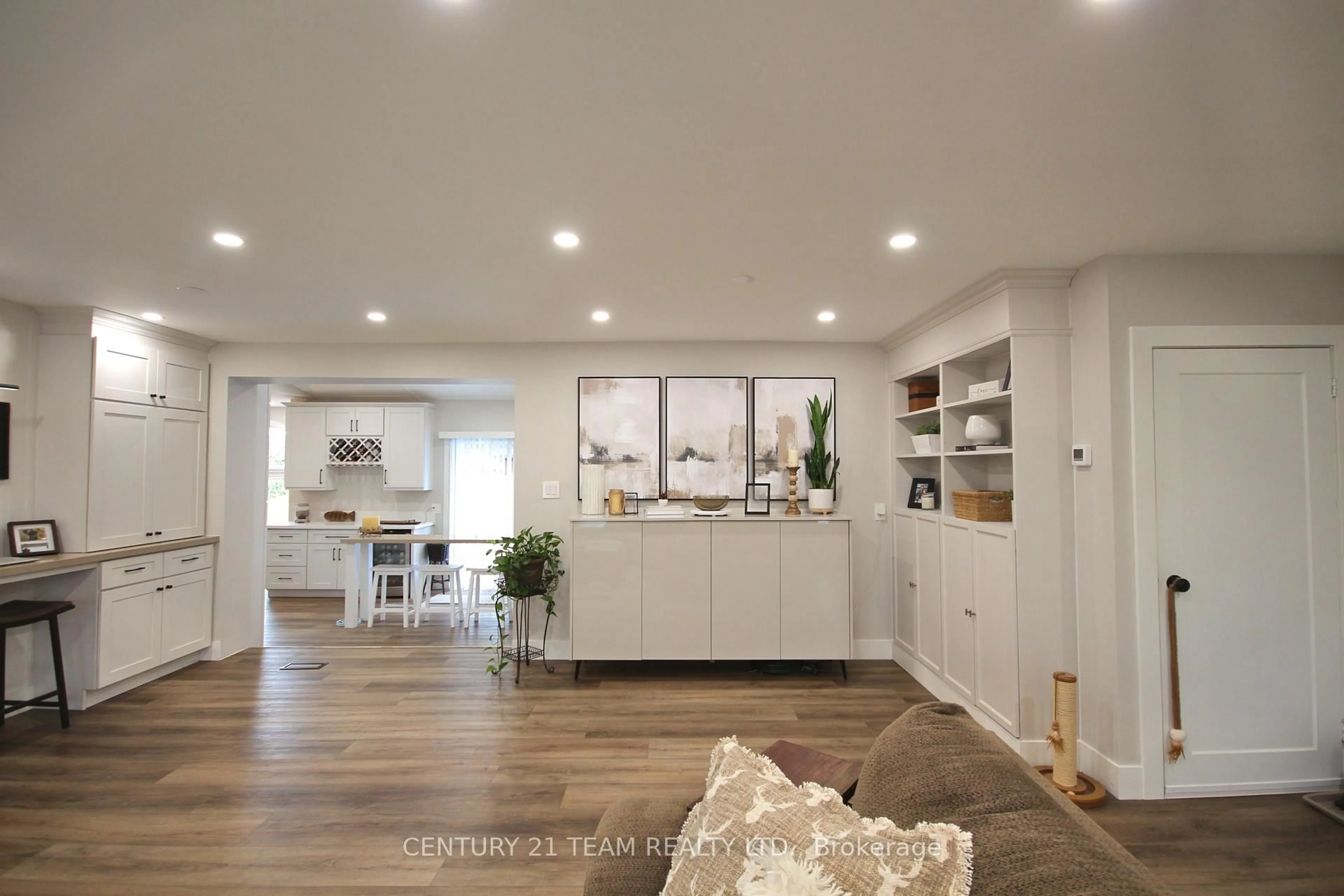 Open concept kitchen, unknown for 190 Margaret St, West Lincoln Ontario L0R 2A0