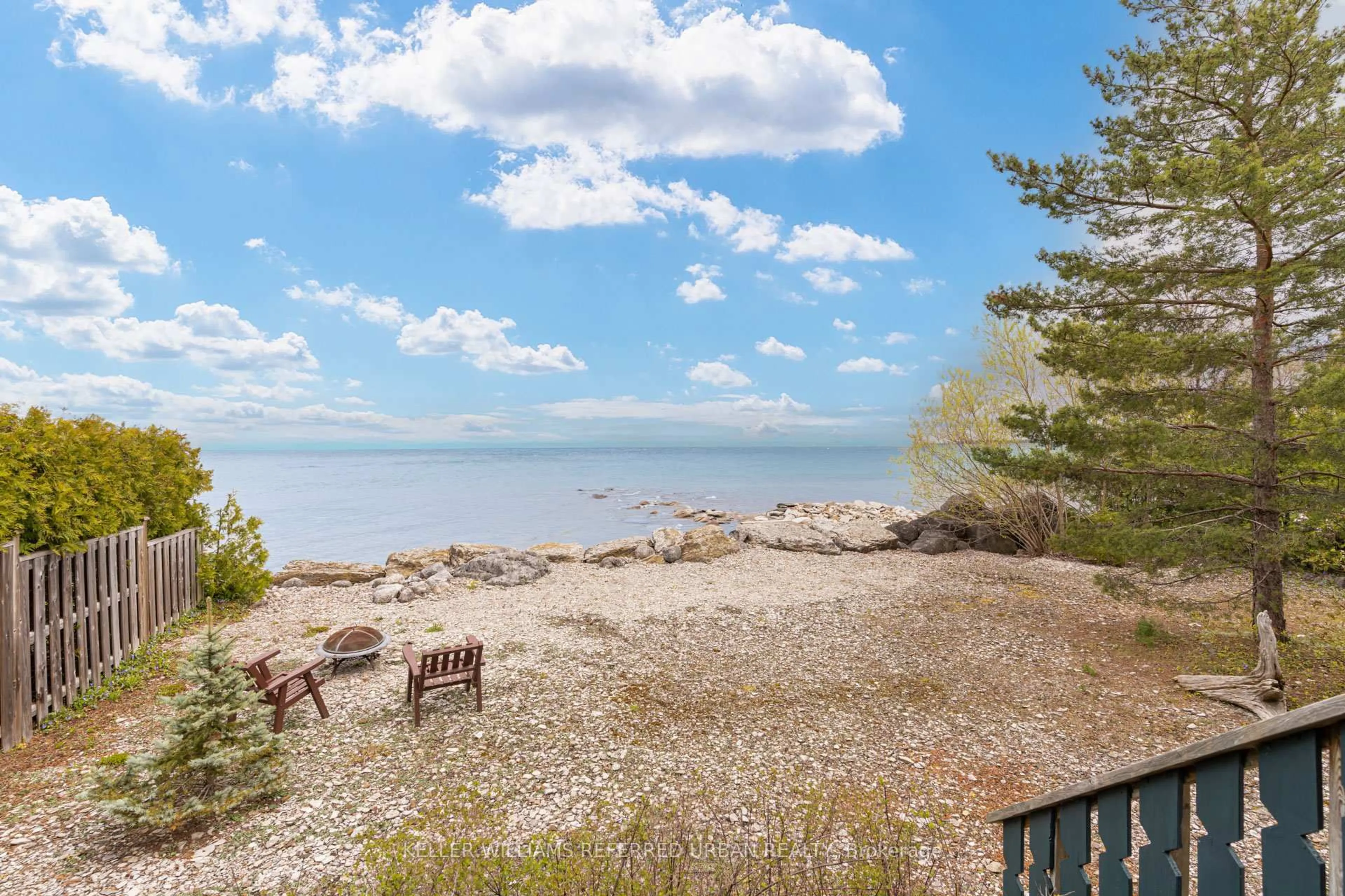 Patio, water/lake/river/ocean view for 209537 Highway 26, Blue Mountains Ontario L9Y 0S5