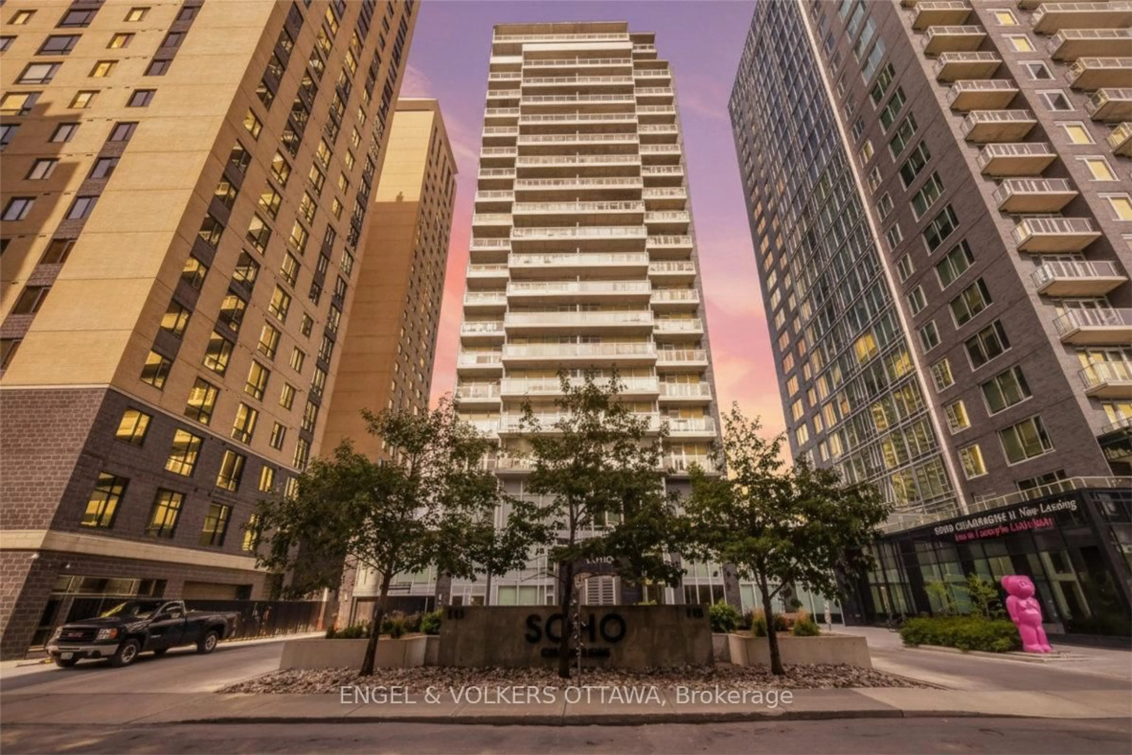 Unknown for 111 Champagne Ave #610, Ottawa Ontario K1S 5V3