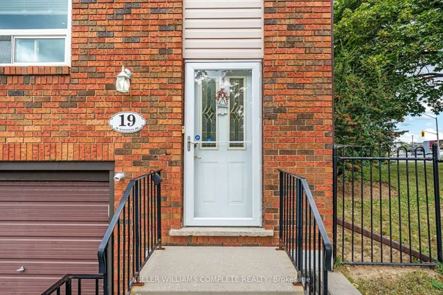 90 Magnolia Dr #19, Hamilton 2