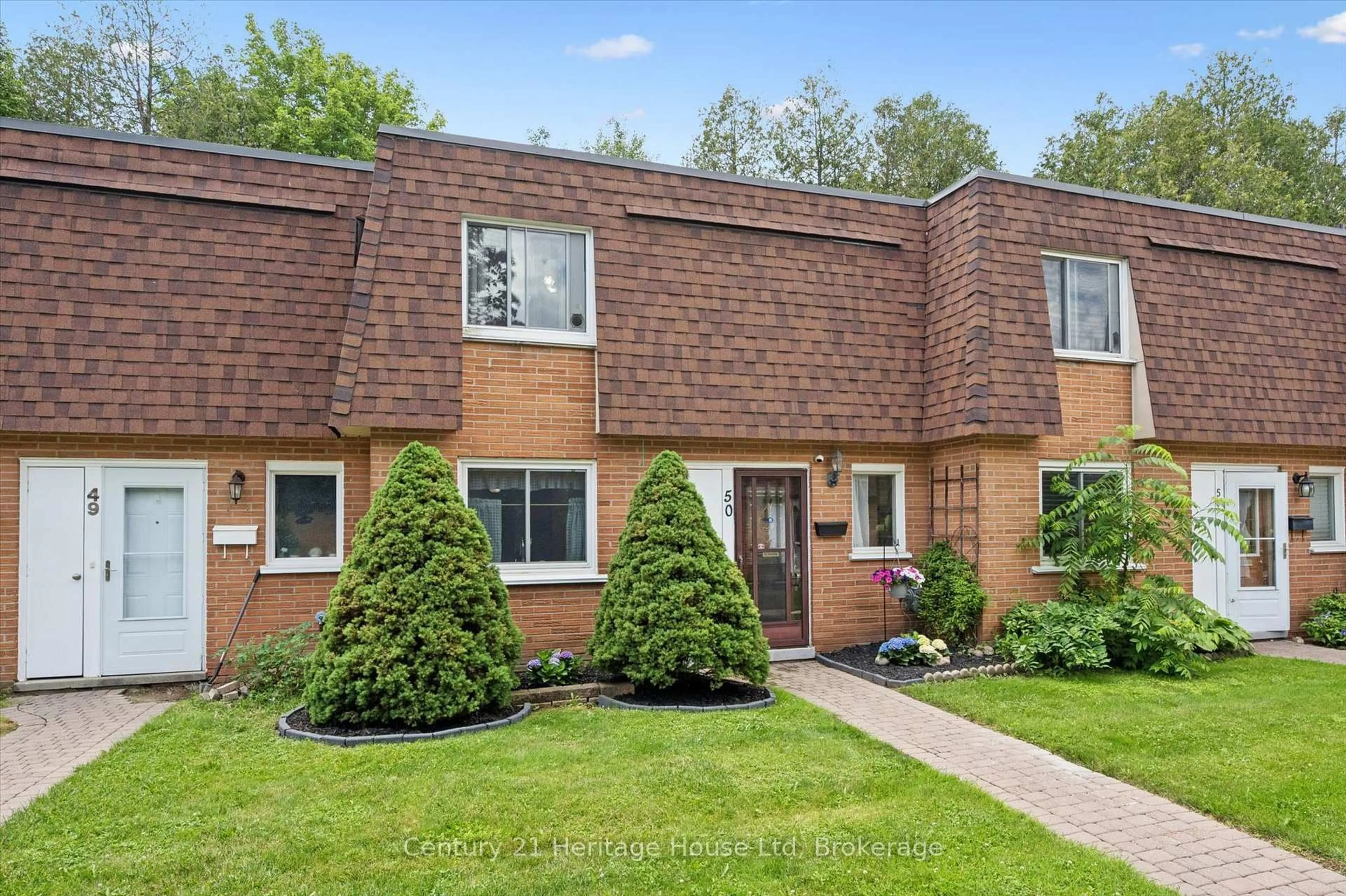 Home with brick exterior material, street for 120 Country Club Dr #50, Guelph Ontario N1E 3K7