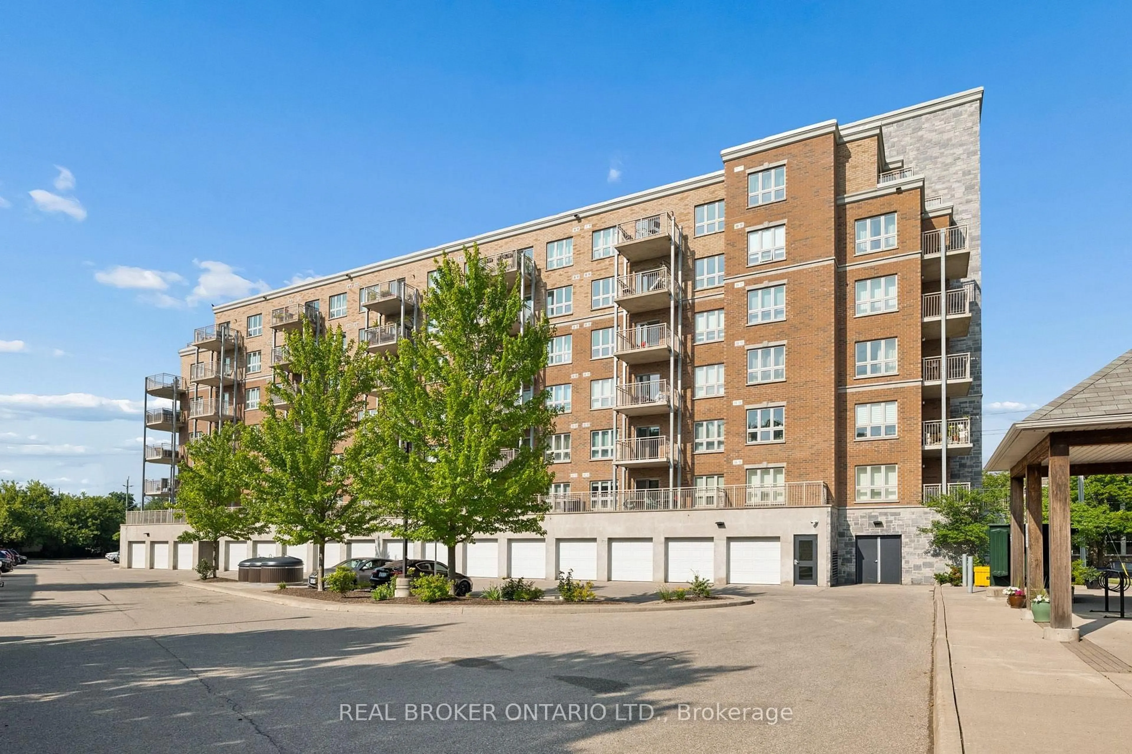 Unknown for 155 Water St #211, Cambridge Ontario N1R 3E3