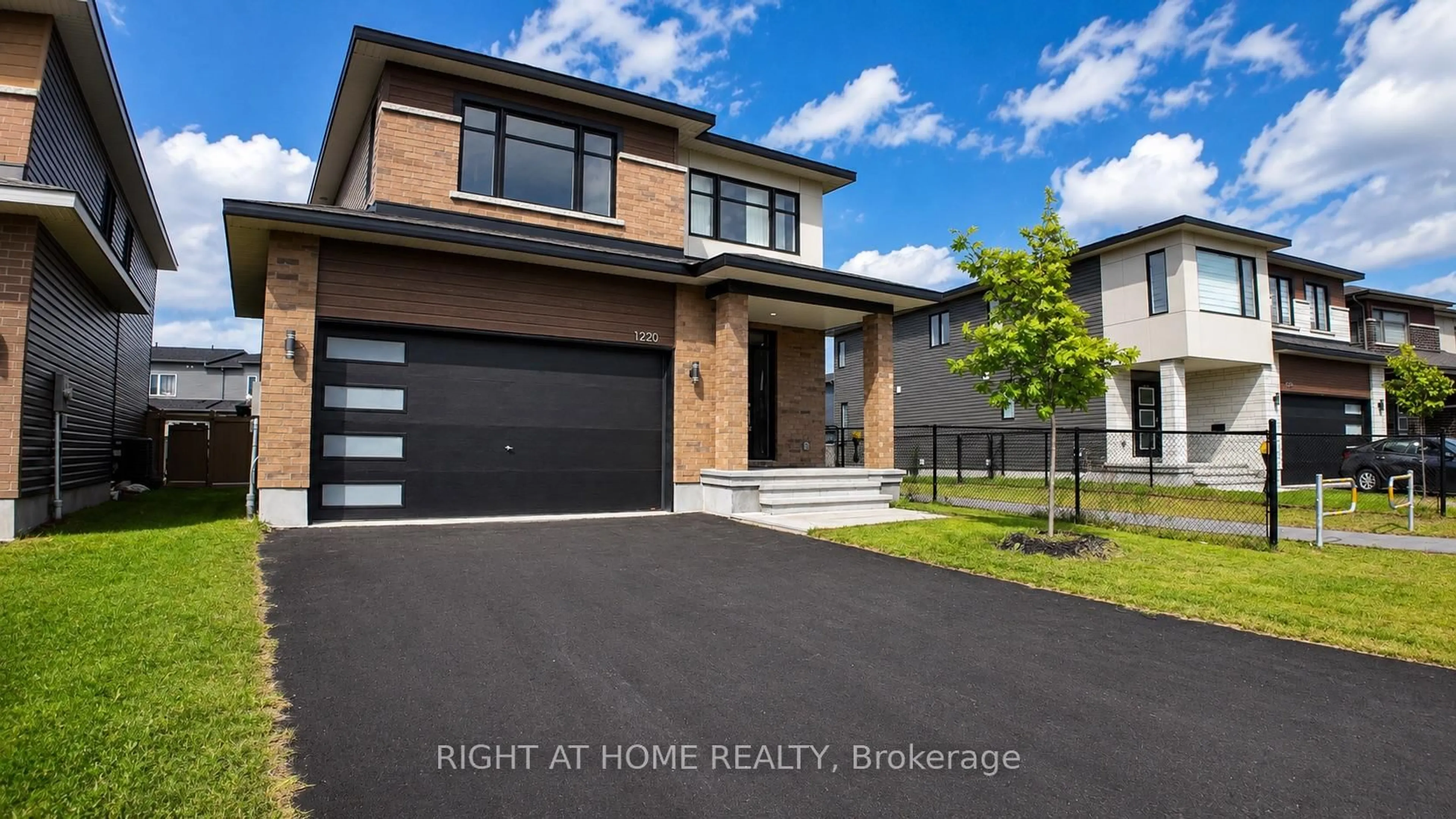 Home with brick exterior material, street for 1220 Diamond St, Clarence-Rockland Ontario K4K 0M1