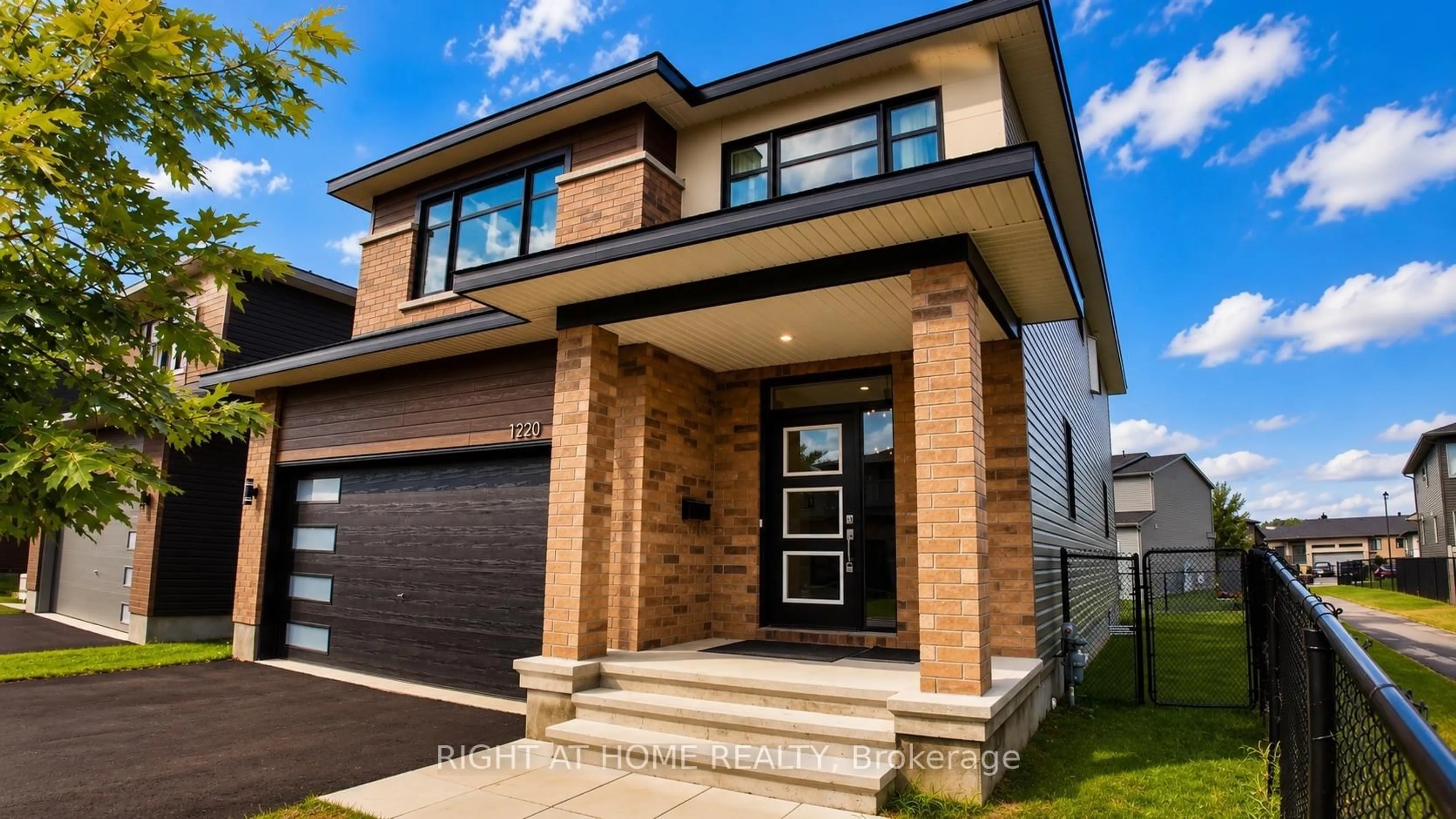 Home with brick exterior material, street for 1220 Diamond St, Clarence-Rockland Ontario K4K 0M1