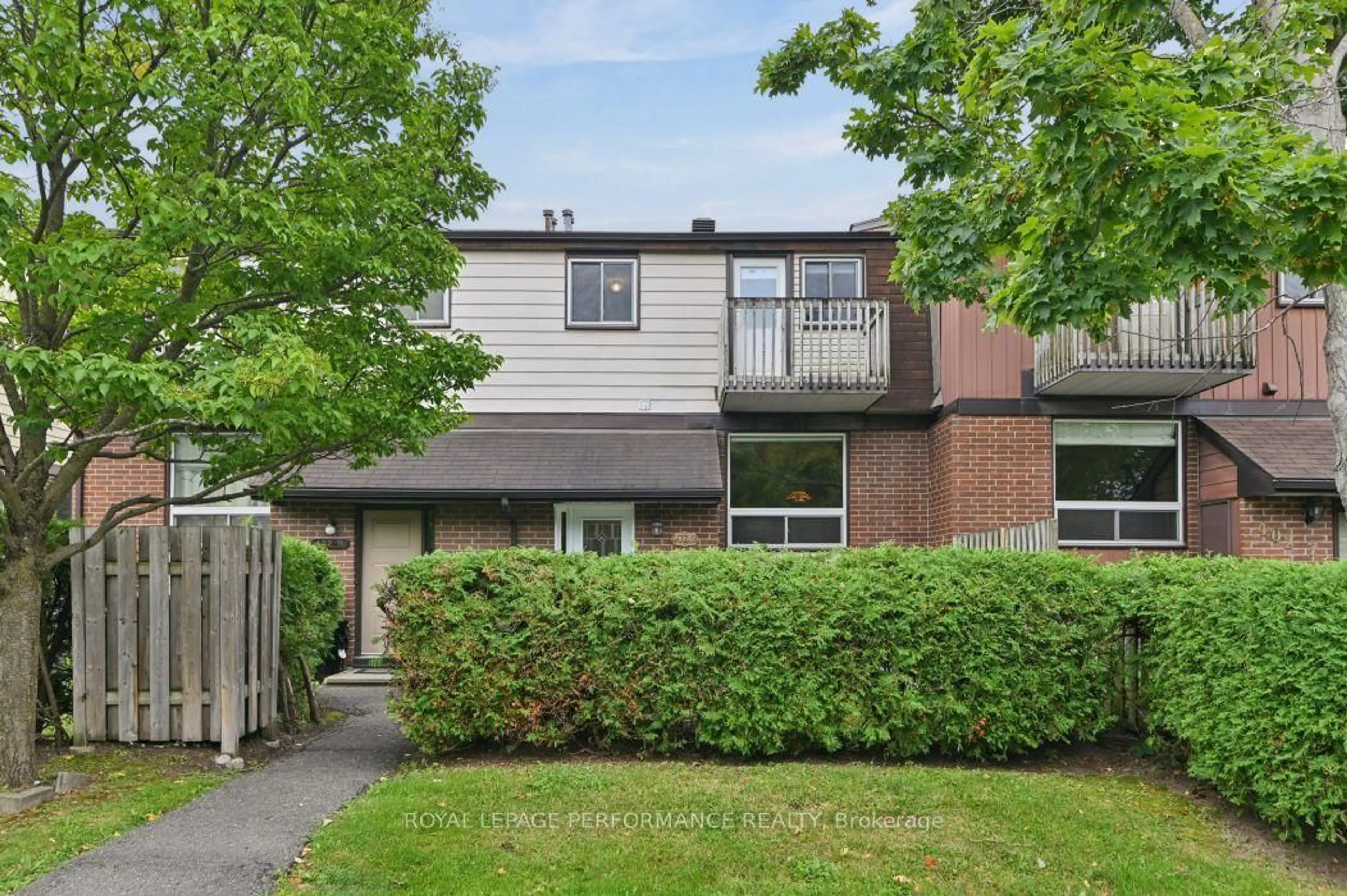 Home with vinyl exterior material, street for 402 Montfort St #9, Ottawa Ontario K1L 8G7