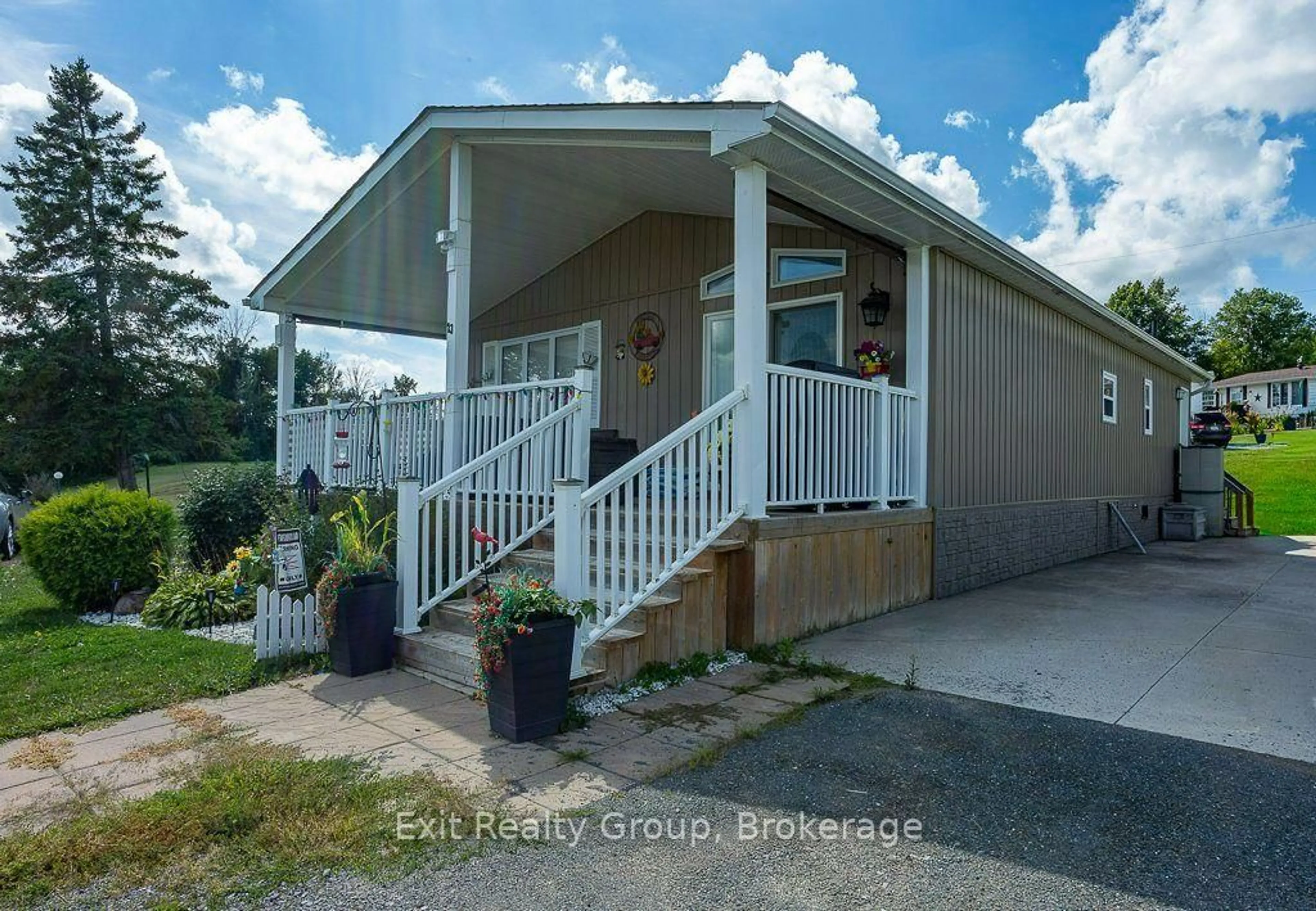 Home with vinyl exterior material, unknown for 152 Concession Road 11 West #23, Trent Hills Ontario K0L 1Y0