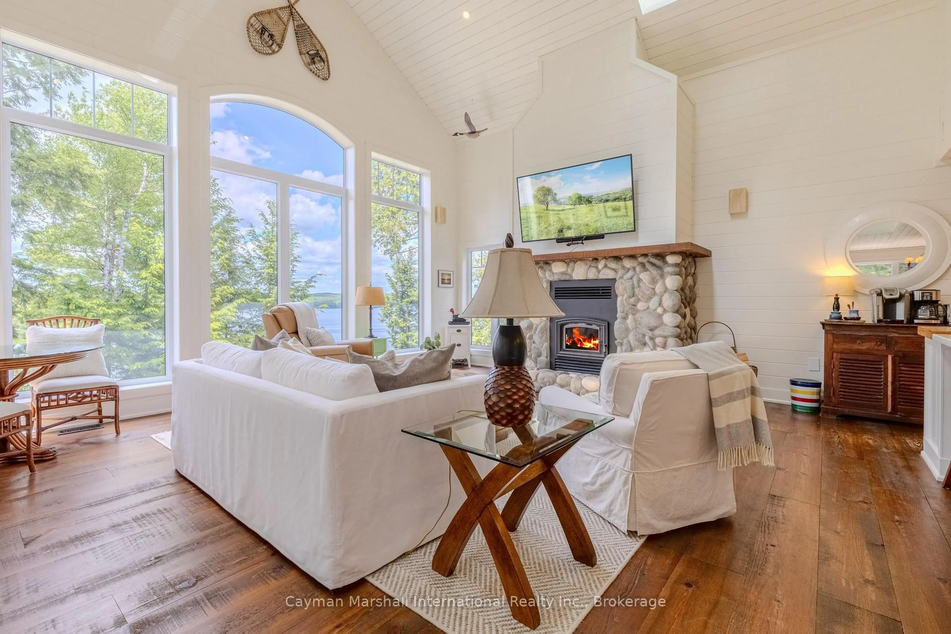 Living room with furniture, unknown for 59 Waters Edge Lane, Huntsville Ontario P1H 0H9