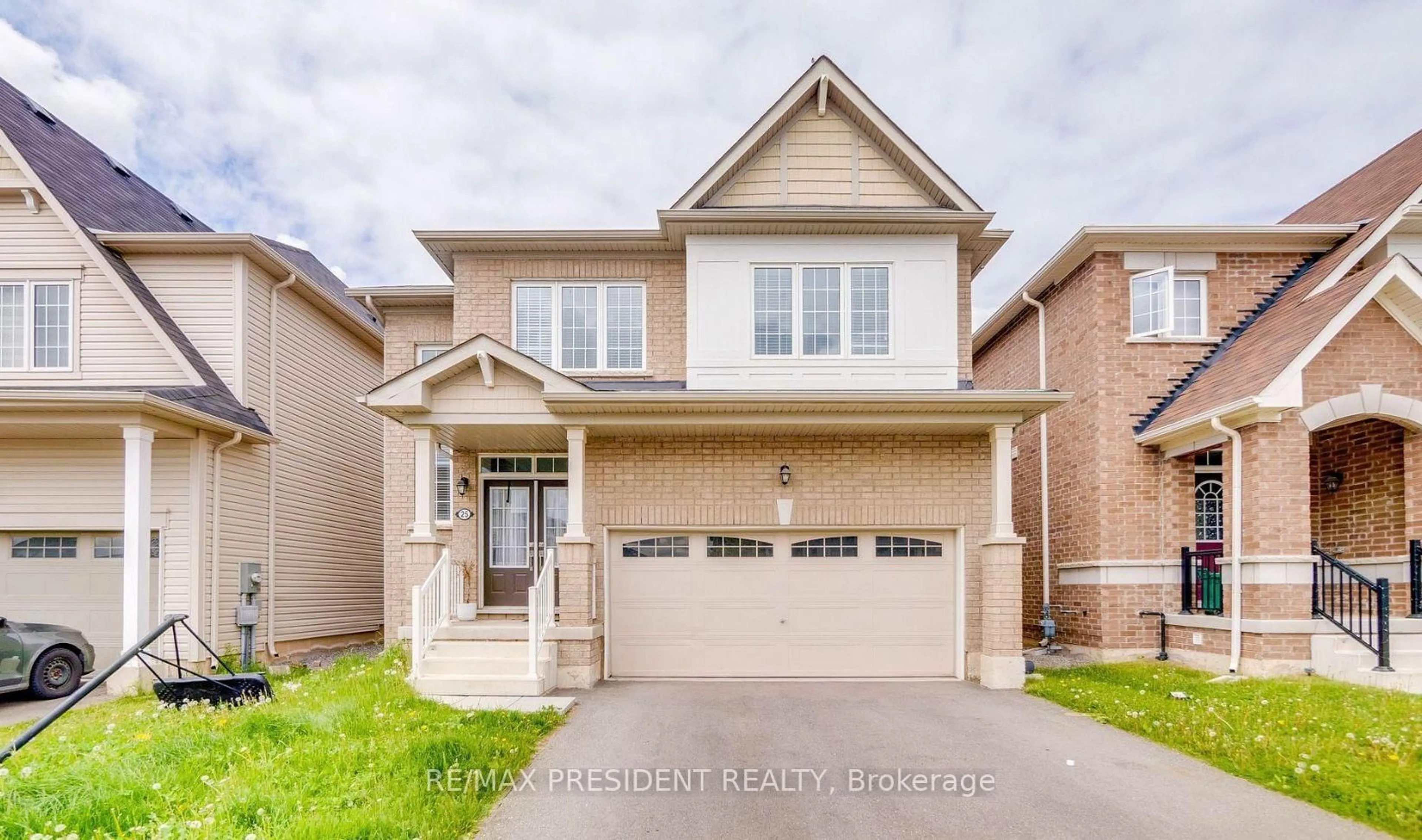Home with brick exterior material, street for 25 Seanesy Dr, Thorold Ontario L3B 0G5