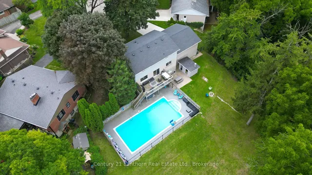 23 West Cove, Cambridge 3