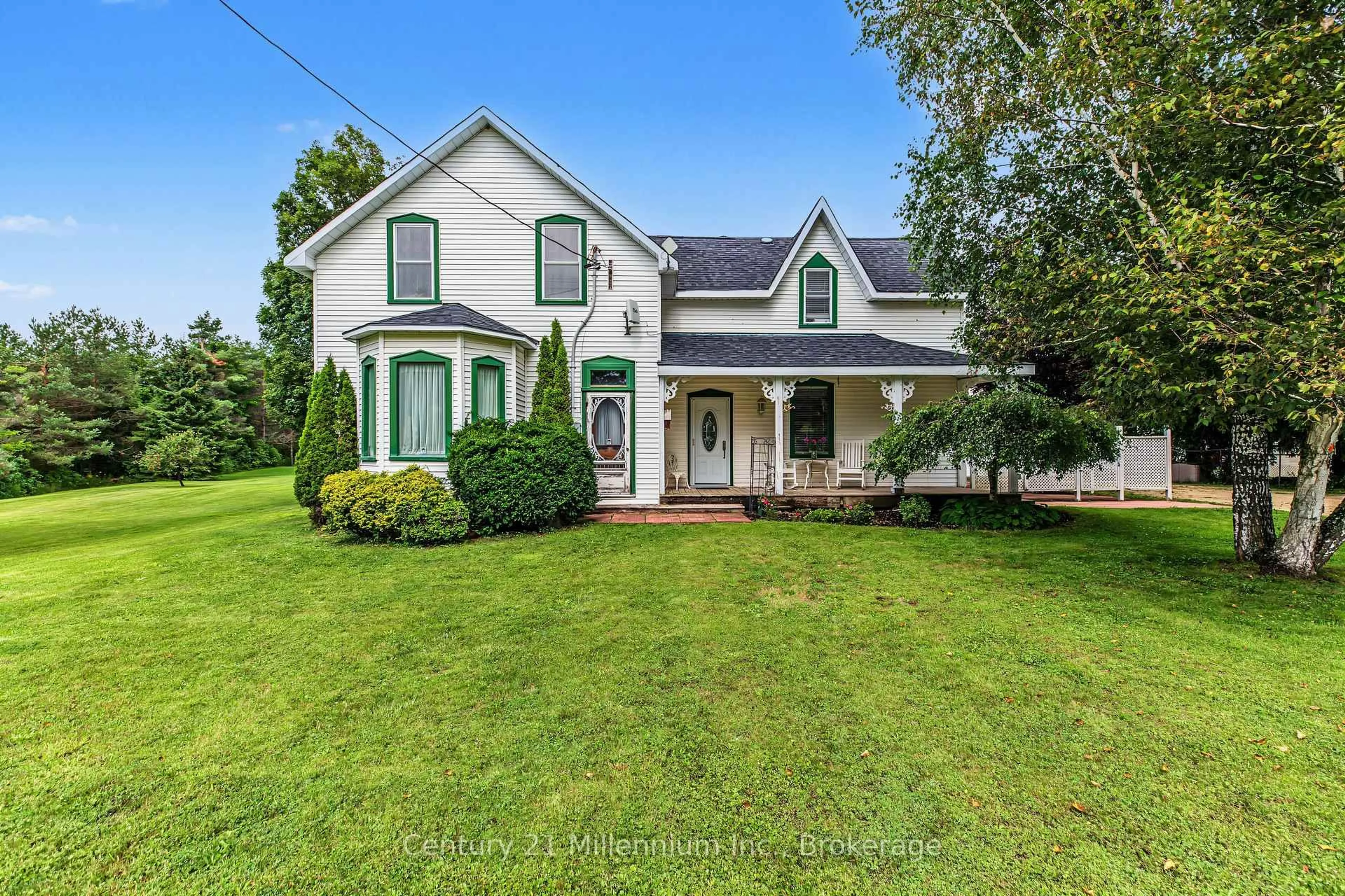 A pic from outside/outdoor area/front of a property/back of a property/a pic from drone, street for 580283 Sideroad 60, Chatsworth Ontario N0H 1C0