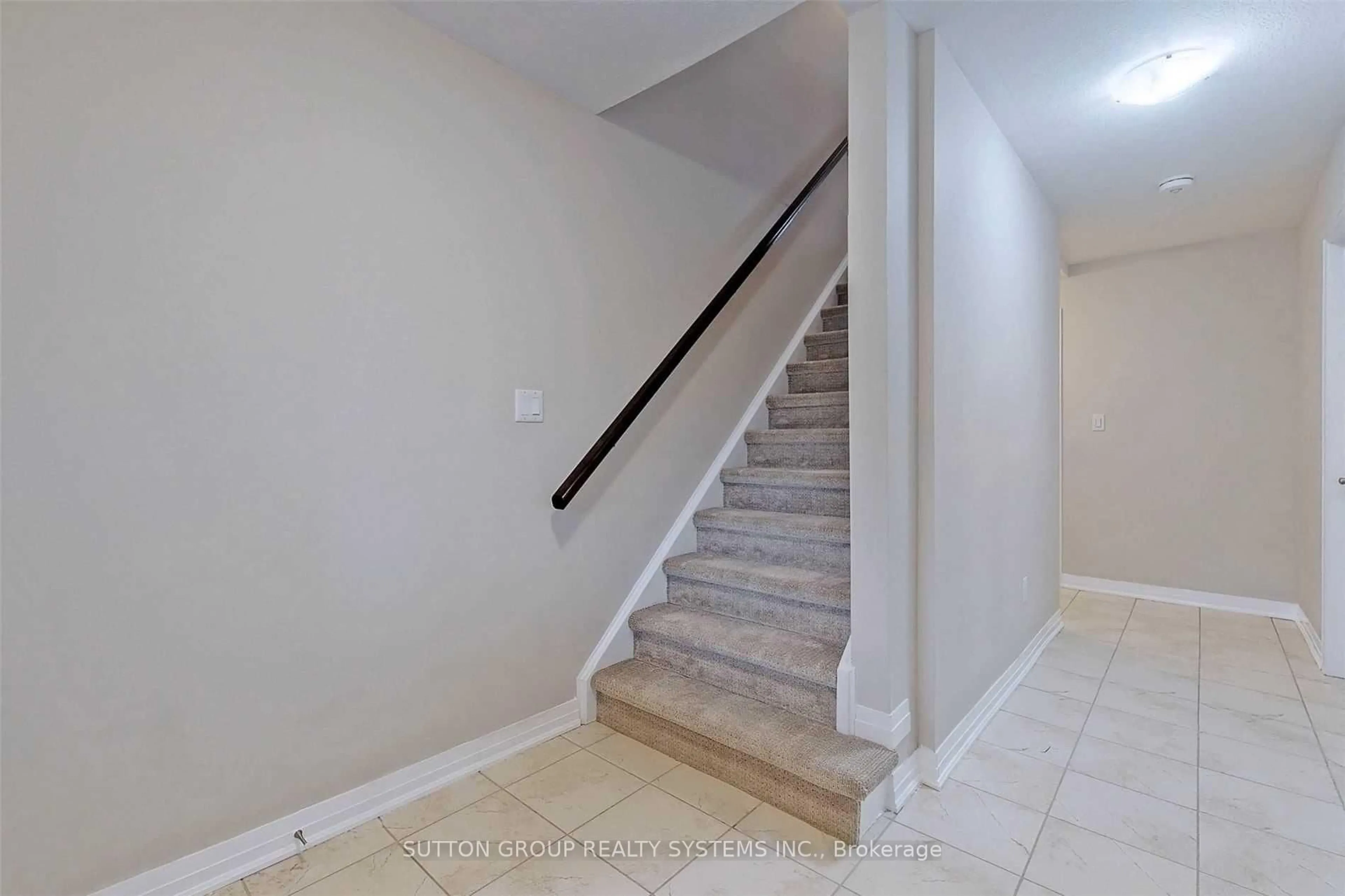 Stairs for 170 South Creek Dr #81, Kitchener Ontario N2P 0J5