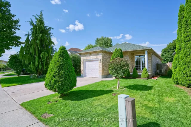 896 Fogerty St, London North 3