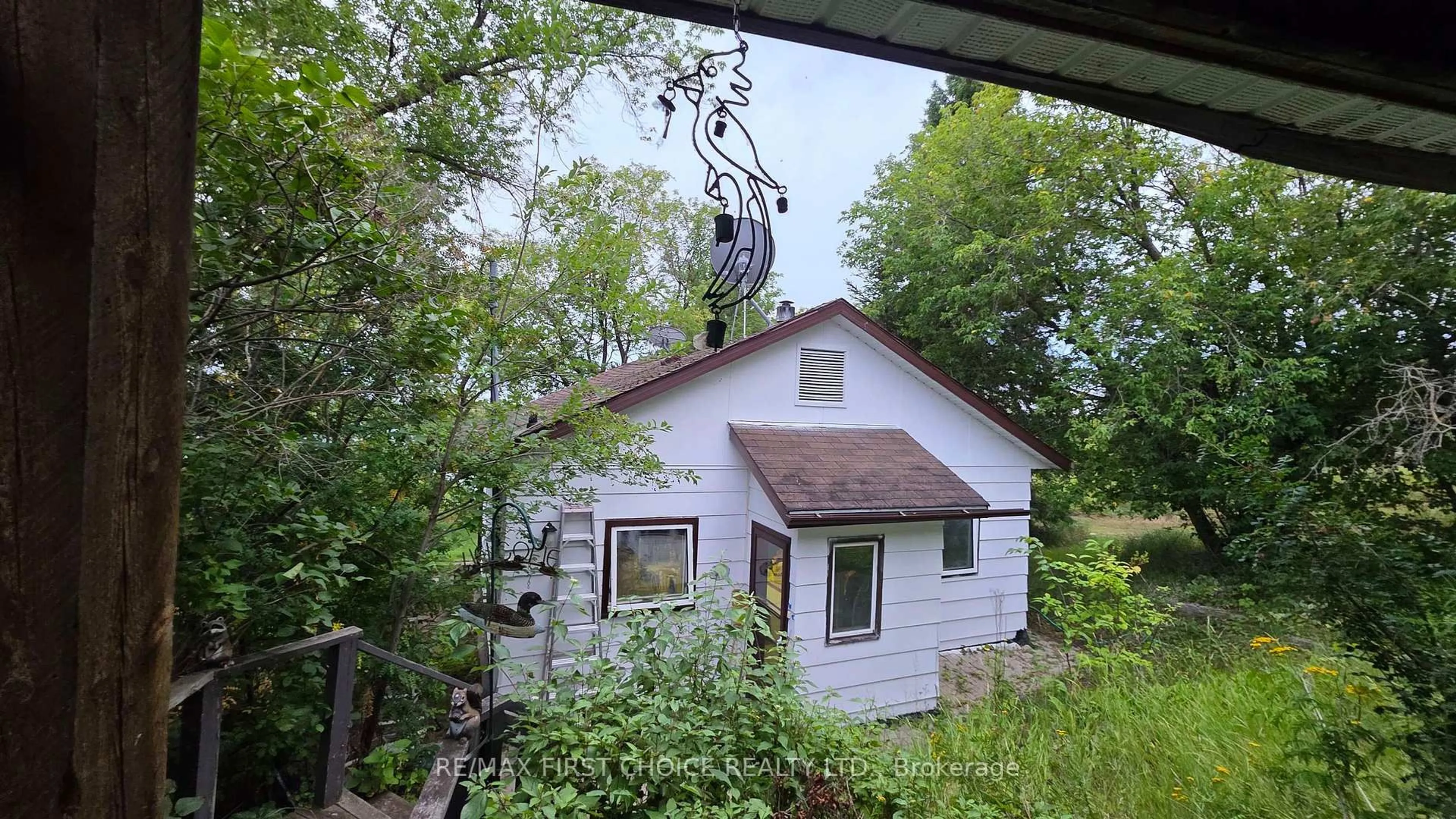 Shed for 335 Govt road Rd, Kenora Ontario P0X 1C0