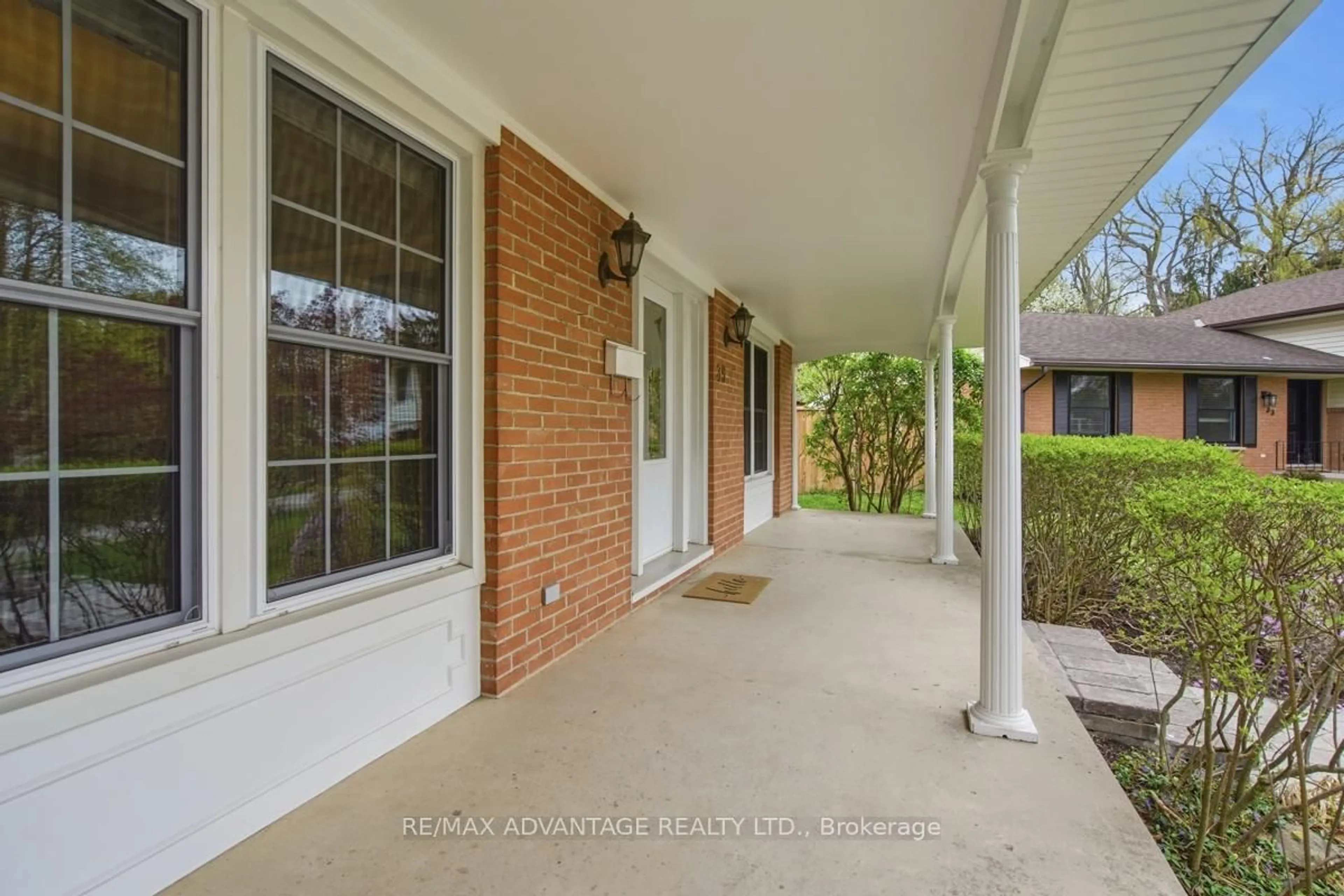 Unknown for 35 Cowan Pl, London South Ontario N6C 2X4