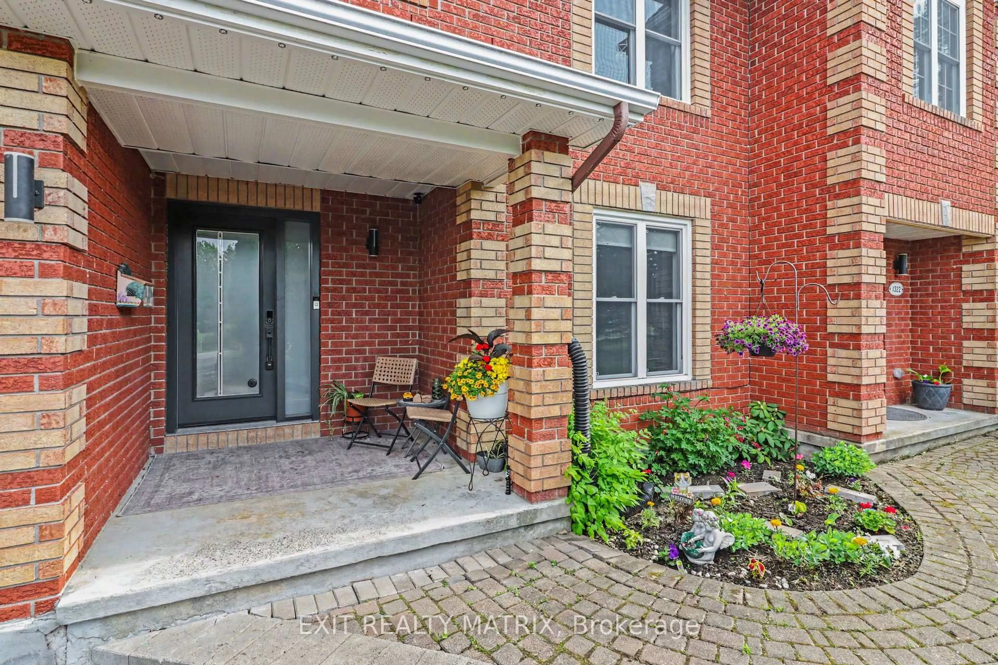 Unknown for 1322 Du Gouverneur Dr, Ottawa Ontario K4C 1E2